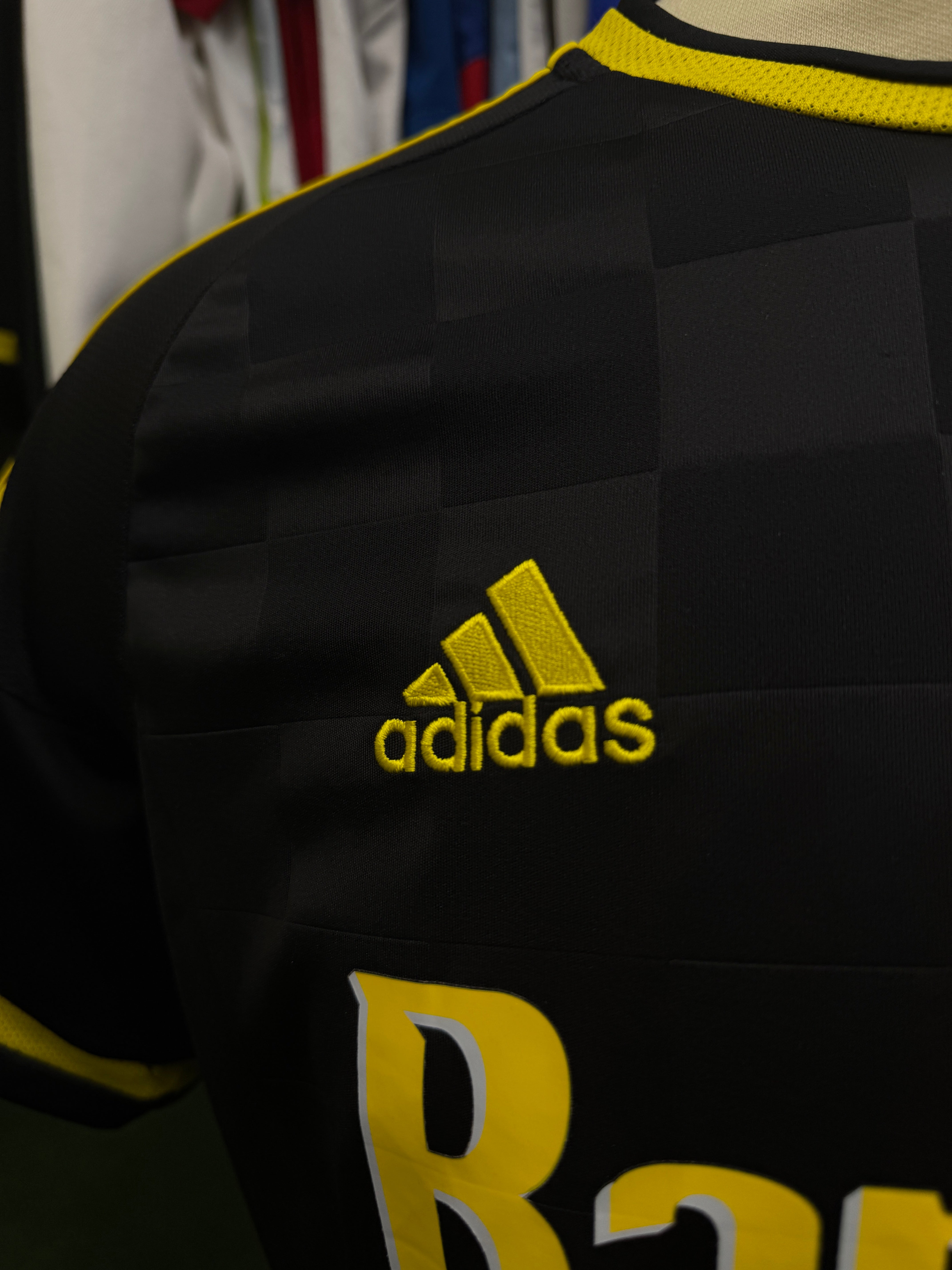Columbus Crew 2015/16 Away Shirt | Retro Screamers