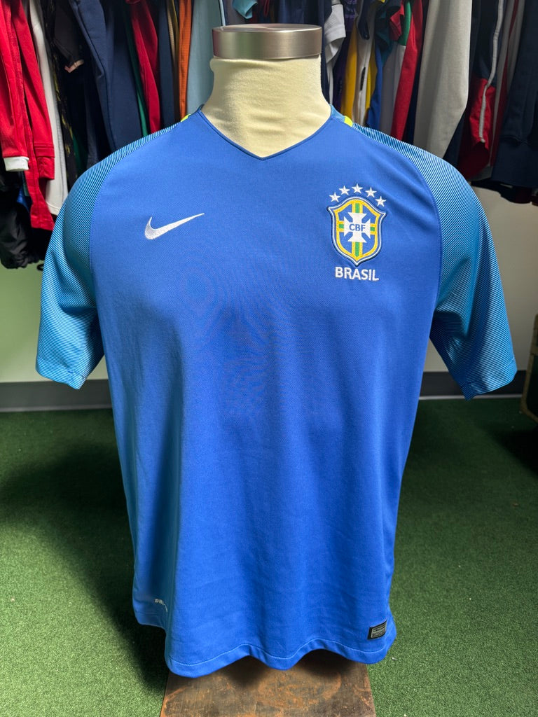 Brazil 2016/17 Away Shirt | Retro Screamers