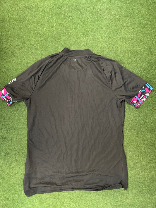 West Ham United 2022 Away Shirt - L