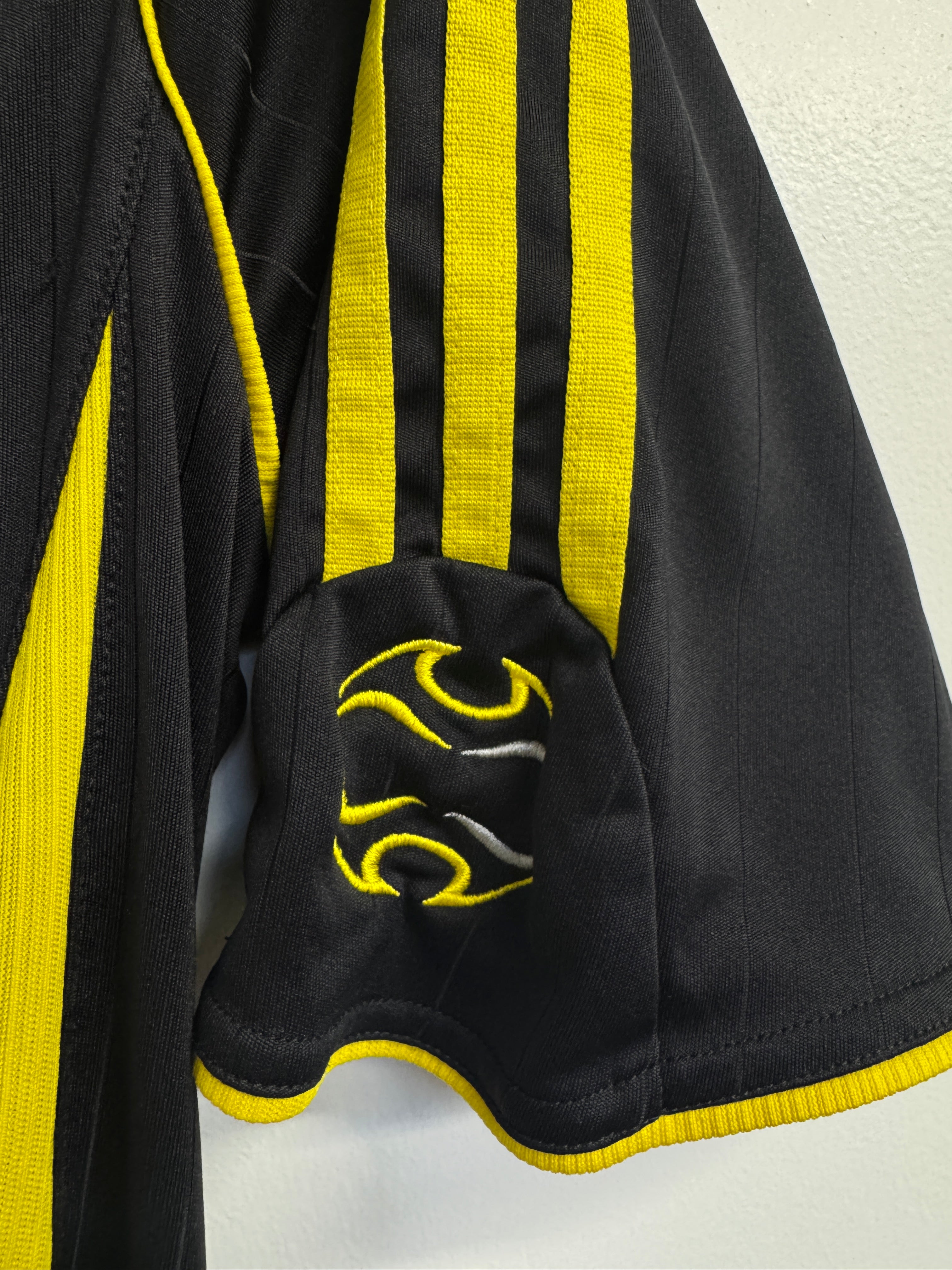 Columbus Crew 2006/08 Away Shirt | Retro Screamers