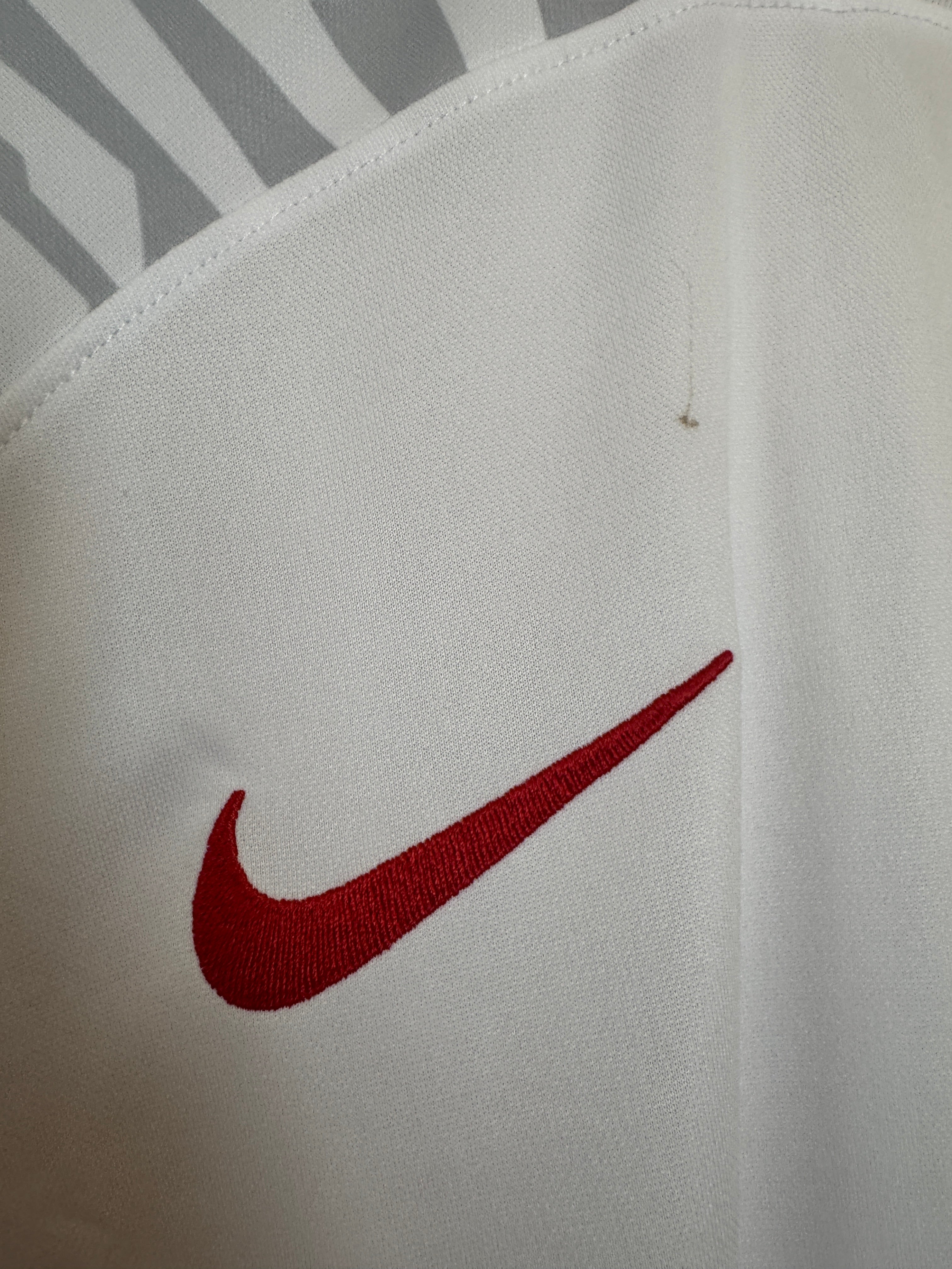 Poland 2022 Home Shirt - XL