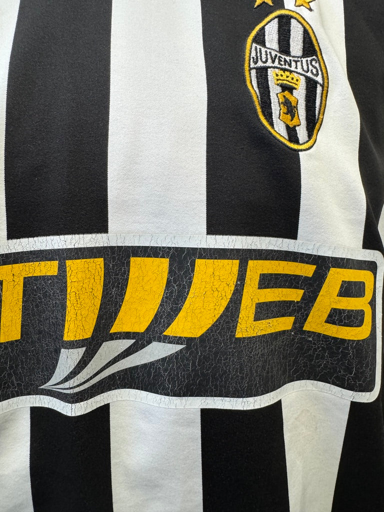 Juventus 2003/04 Home Shirt | Retro Screamers