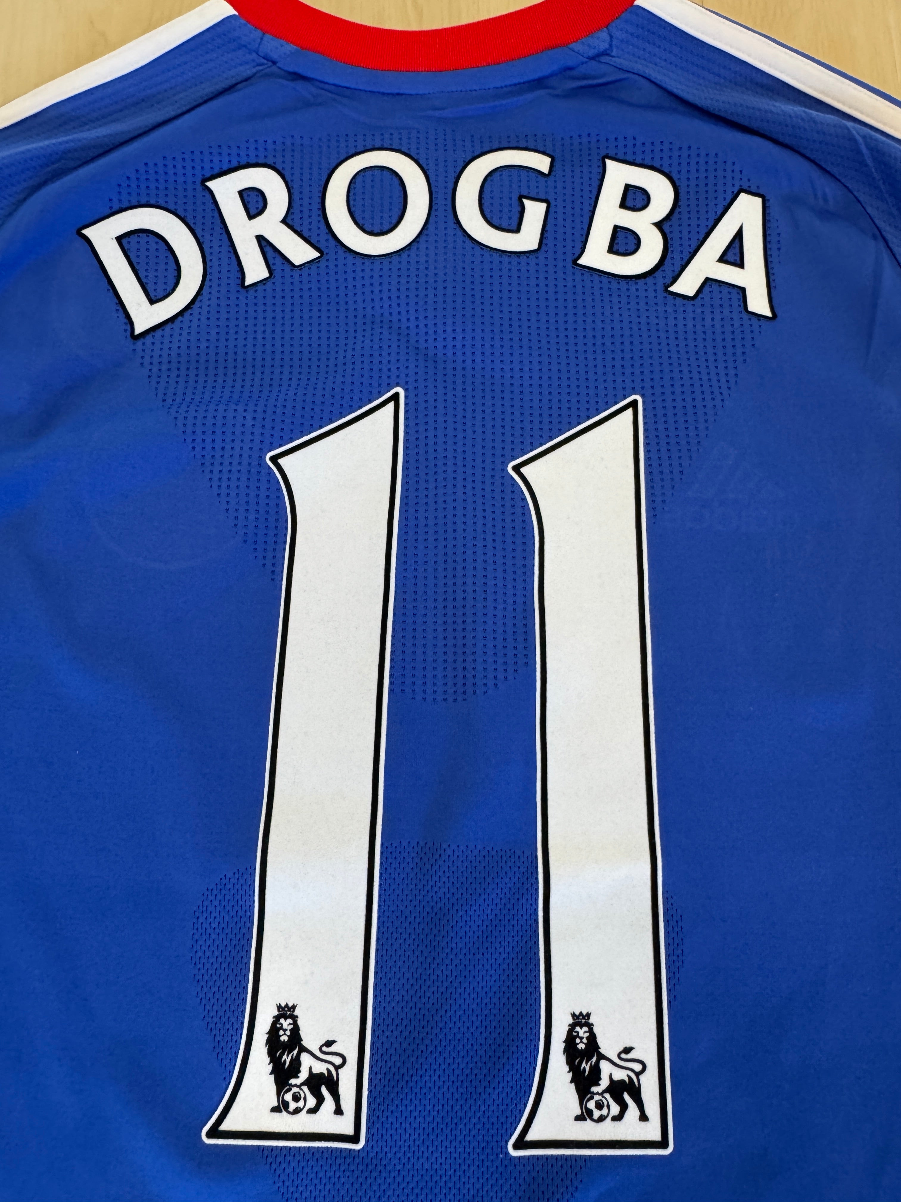 Chelsea 2010/11 Didier Drogba #11 Home Longsleeve Shirt w/ Patches | Retro Screamers