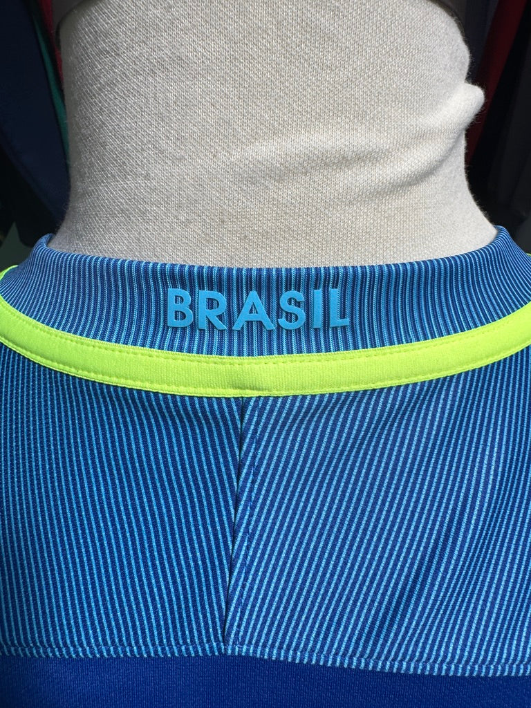 Brazil 2016/17 Away Shirt | Retro Screamers