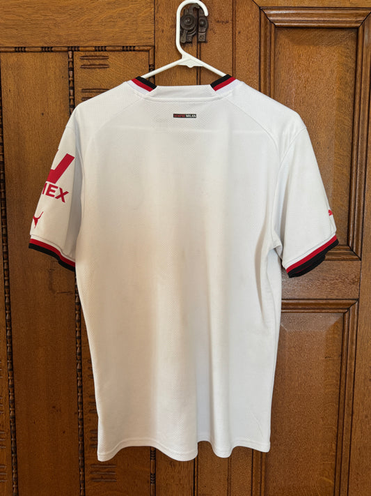 AC Milan 2022 Away Shirt - M