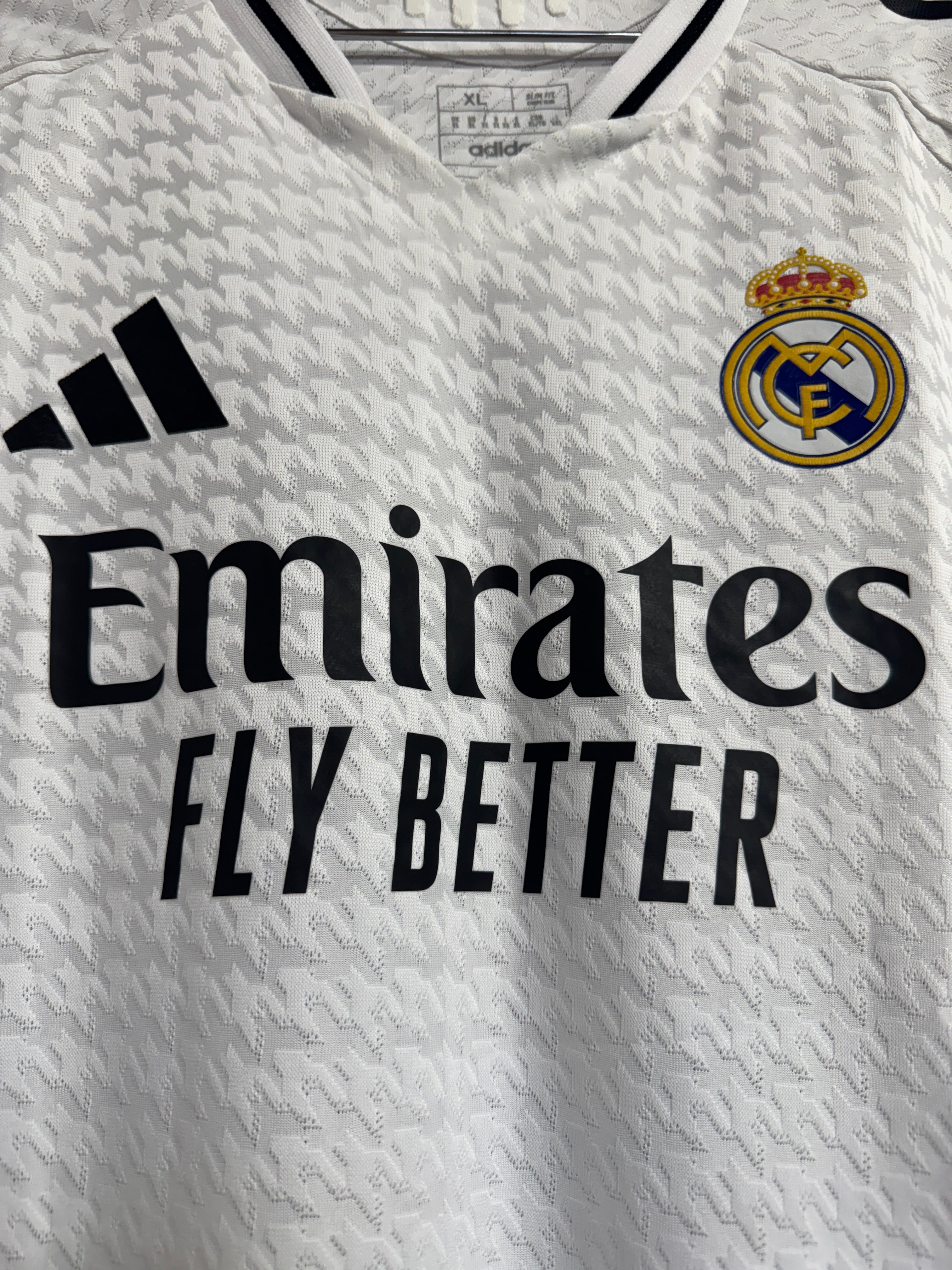 Real Madrid 2024/25 Jude Bellingham #5 Home Shirt | Retro Screamers