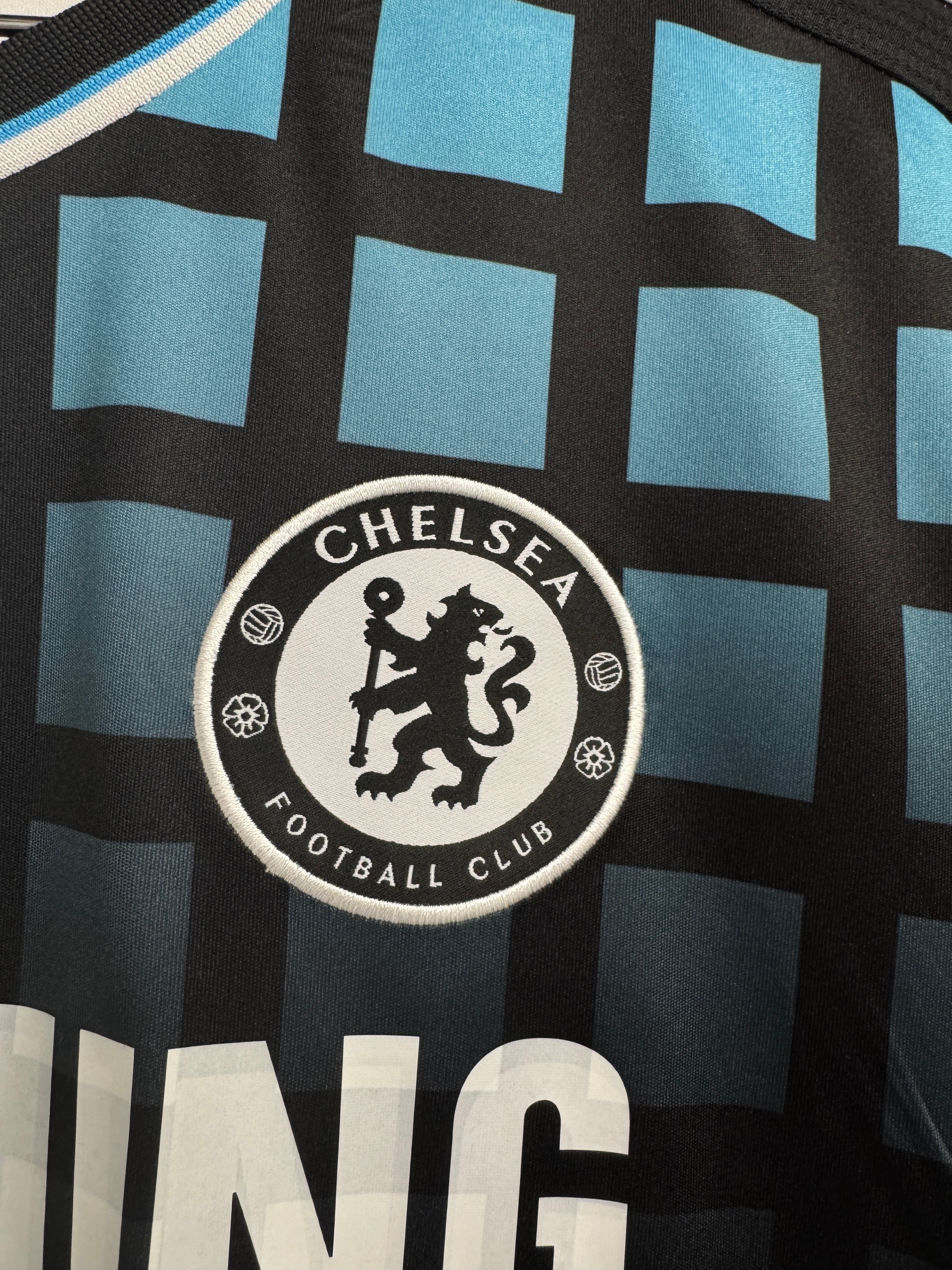 Chelsea 2011/12 Didier Drogba #11 Away Shirt | Retro Screamers