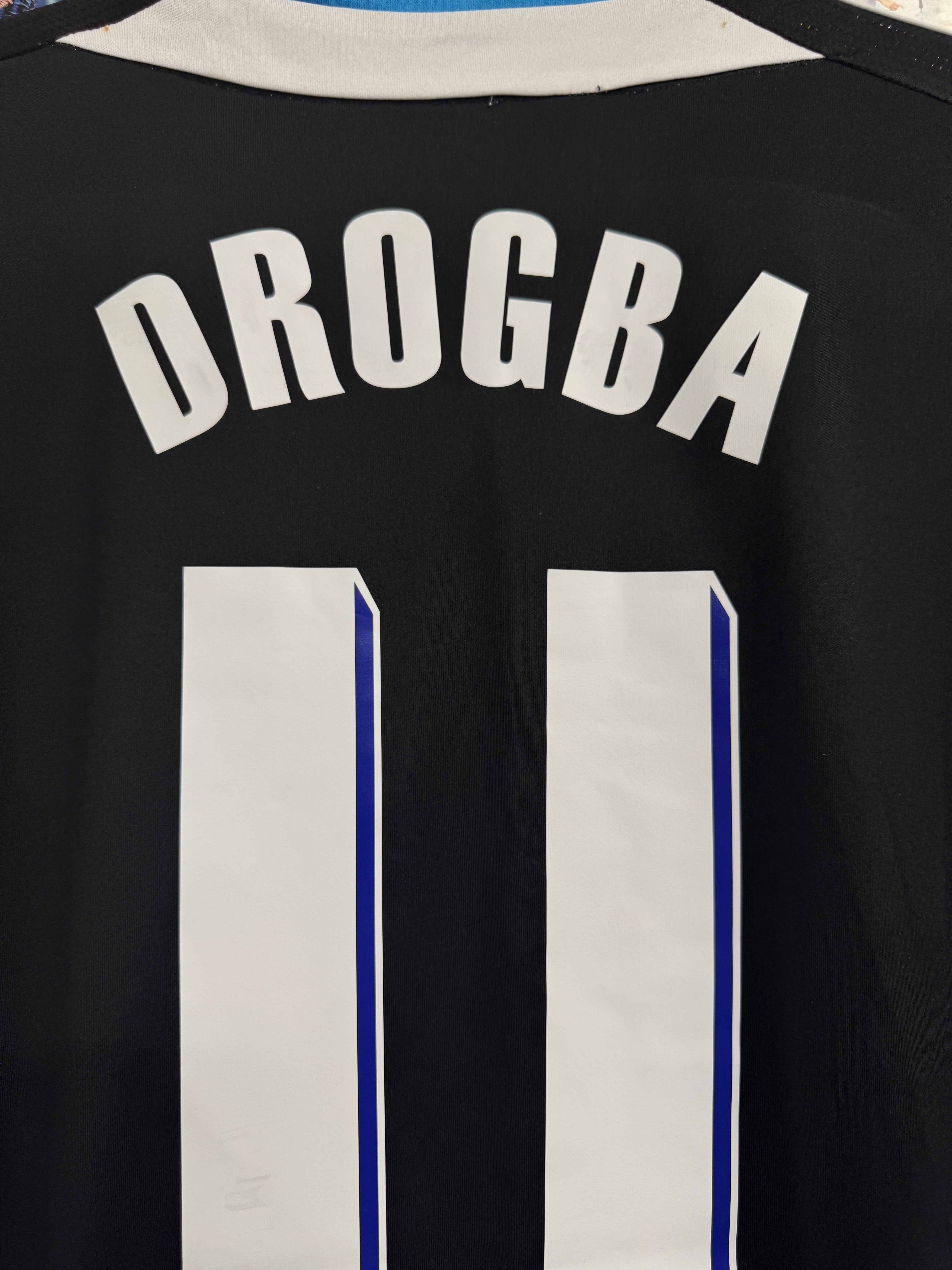 Chelsea 2011/12 Didier Drogba #11 Away Shirt | Retro Screamers