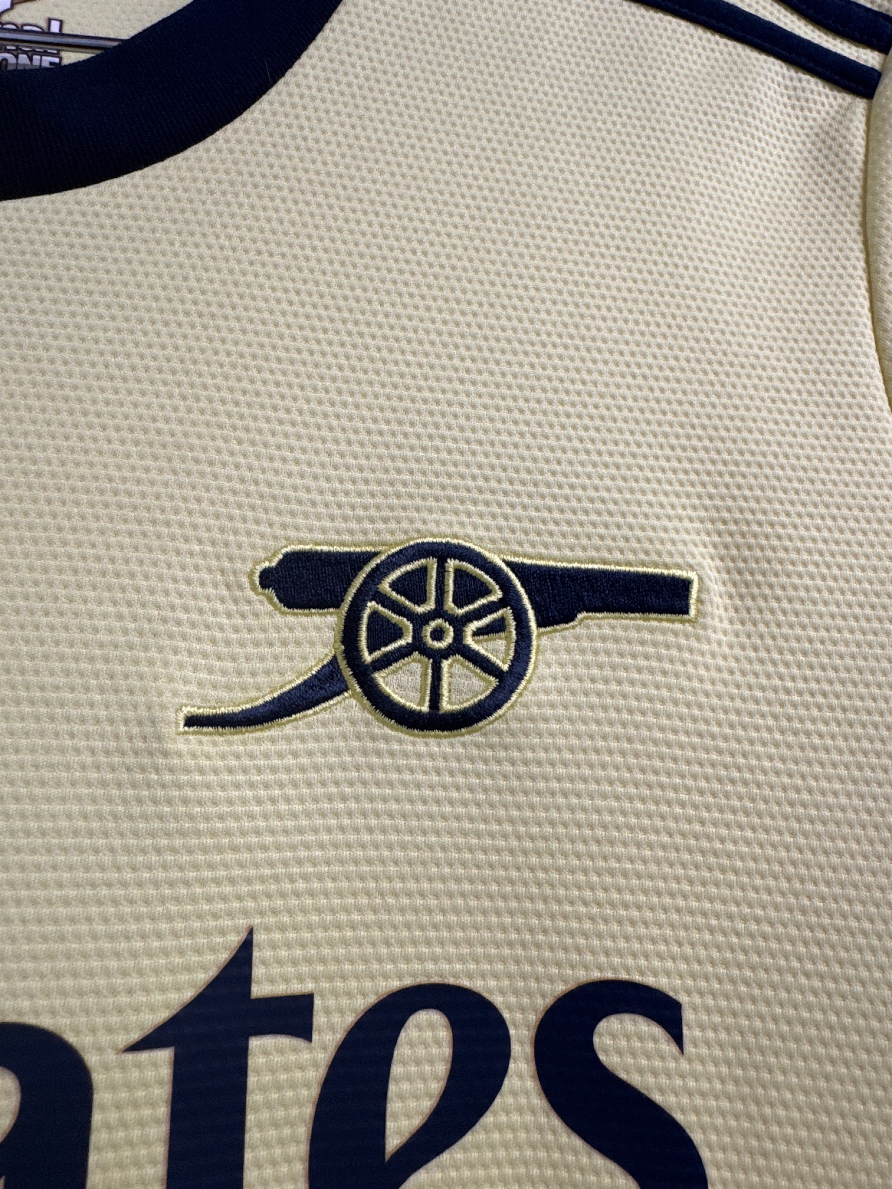 Arsenal 2021/22 Bukayo Saka #7 Away | Retro Screamers