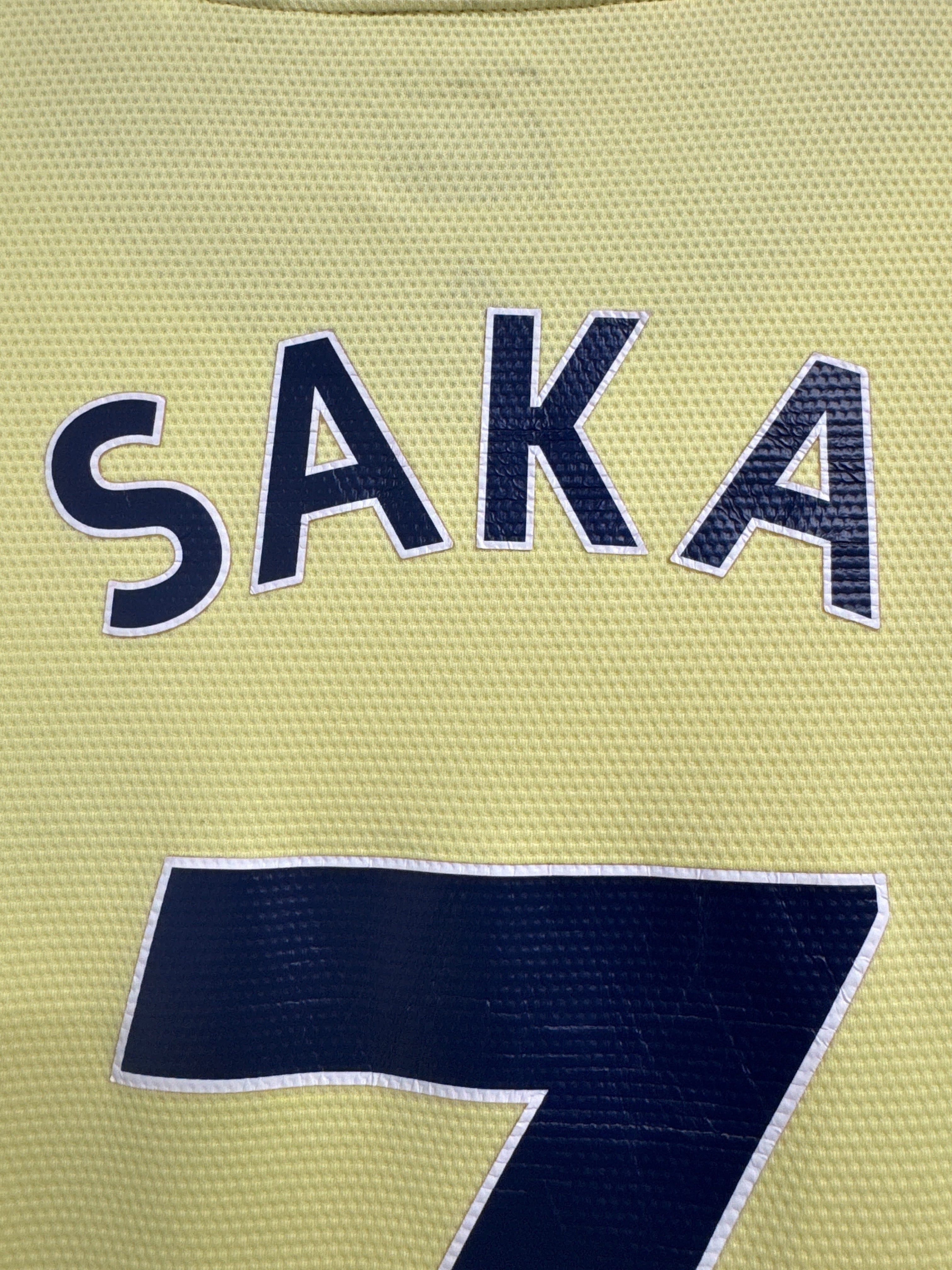 Arsenal 2021/22 Bukayo Saka #7 Away | Retro Screamers