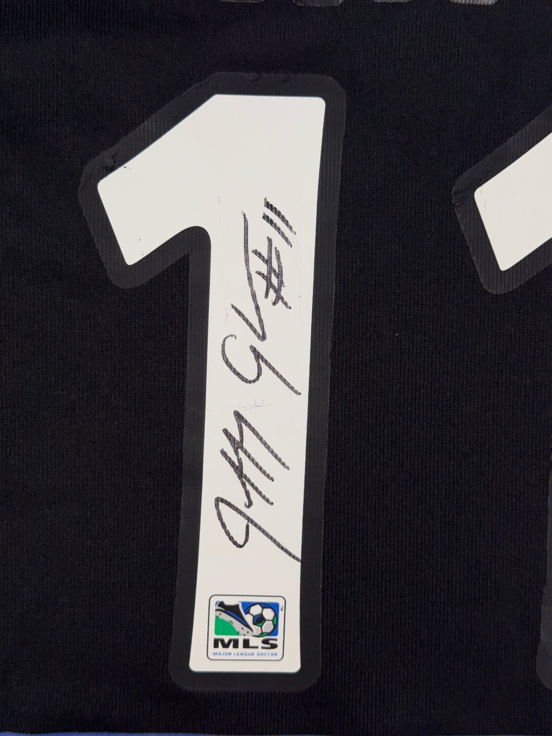 Columbus Crew 2002/03 Jeff Cunningham #11 Signed Away Shirt - L