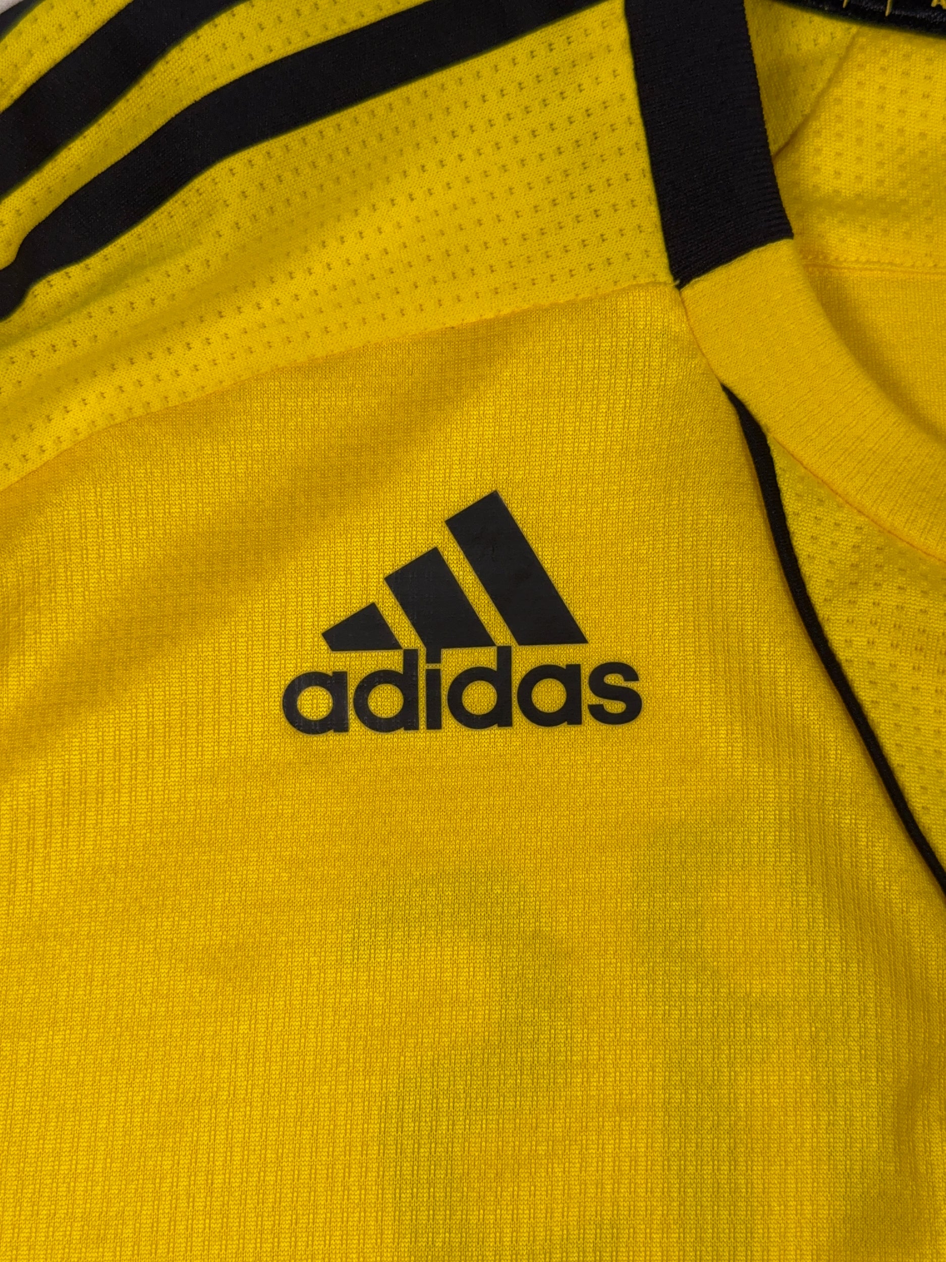 Columbus Crew 2010/11 Robbie Rogers #18 Matchworn & Signed Home Longsleeve Shirt - L