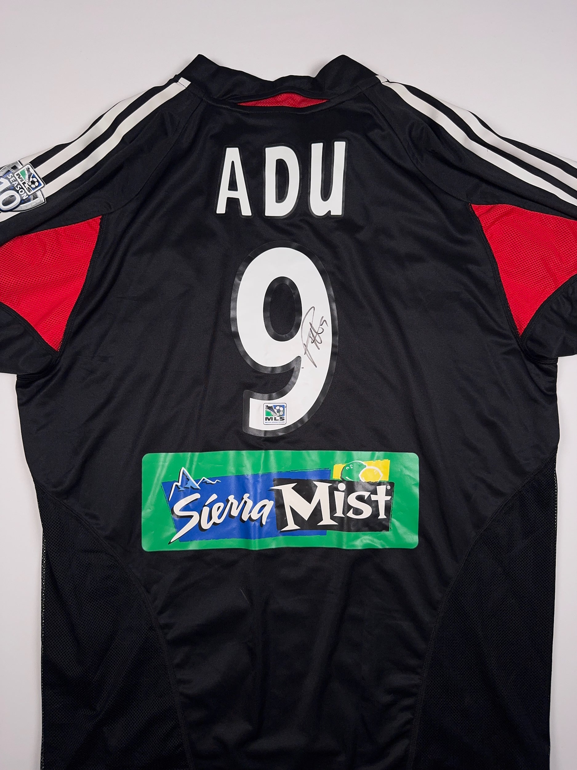 DC United 2005/06 Signed Freddy Adu #9 - M