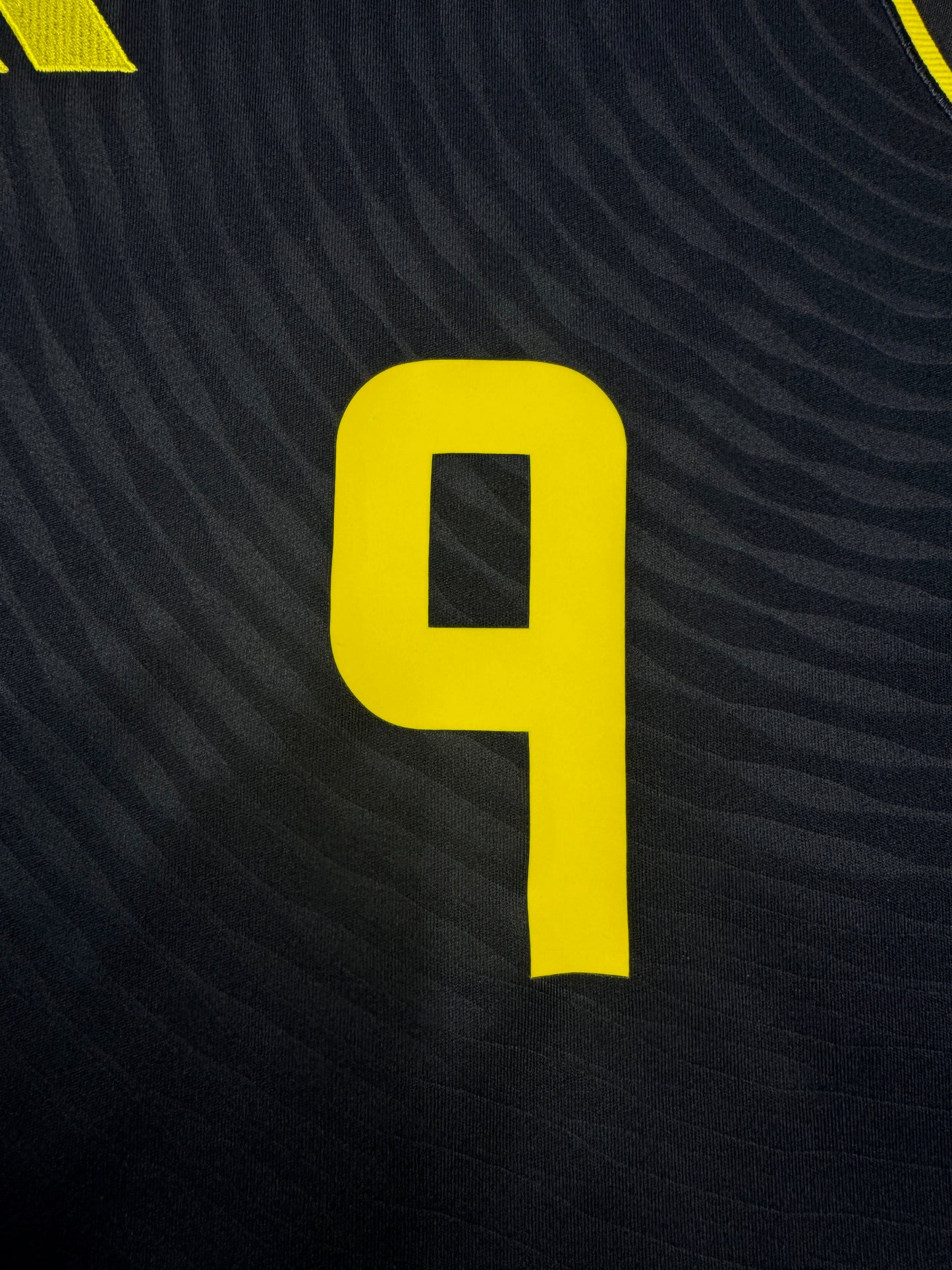 Sweden 2024 Isak #9 Away Shirt - L