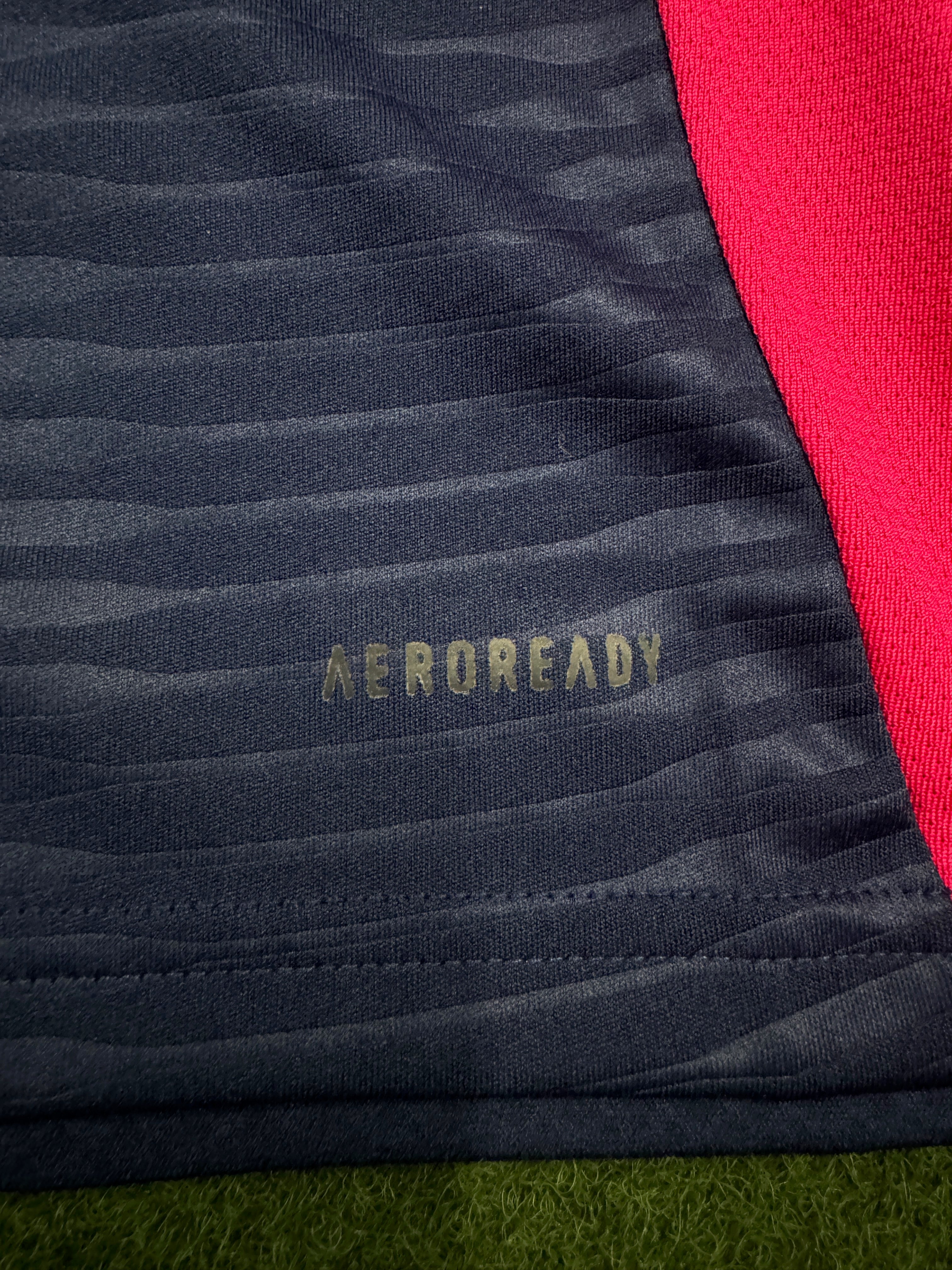 Sweden 2024/25 Alexander Isak #9 Away Shirt | Retro Screamers