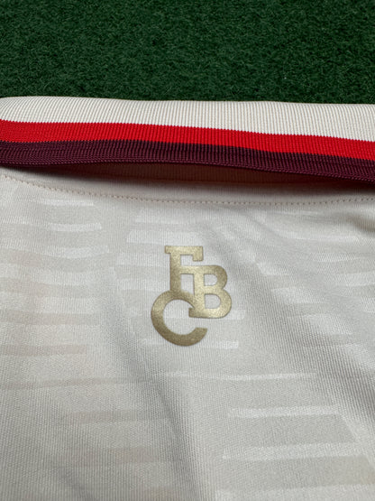 Bayern Munich 2024 Away Shirt - L