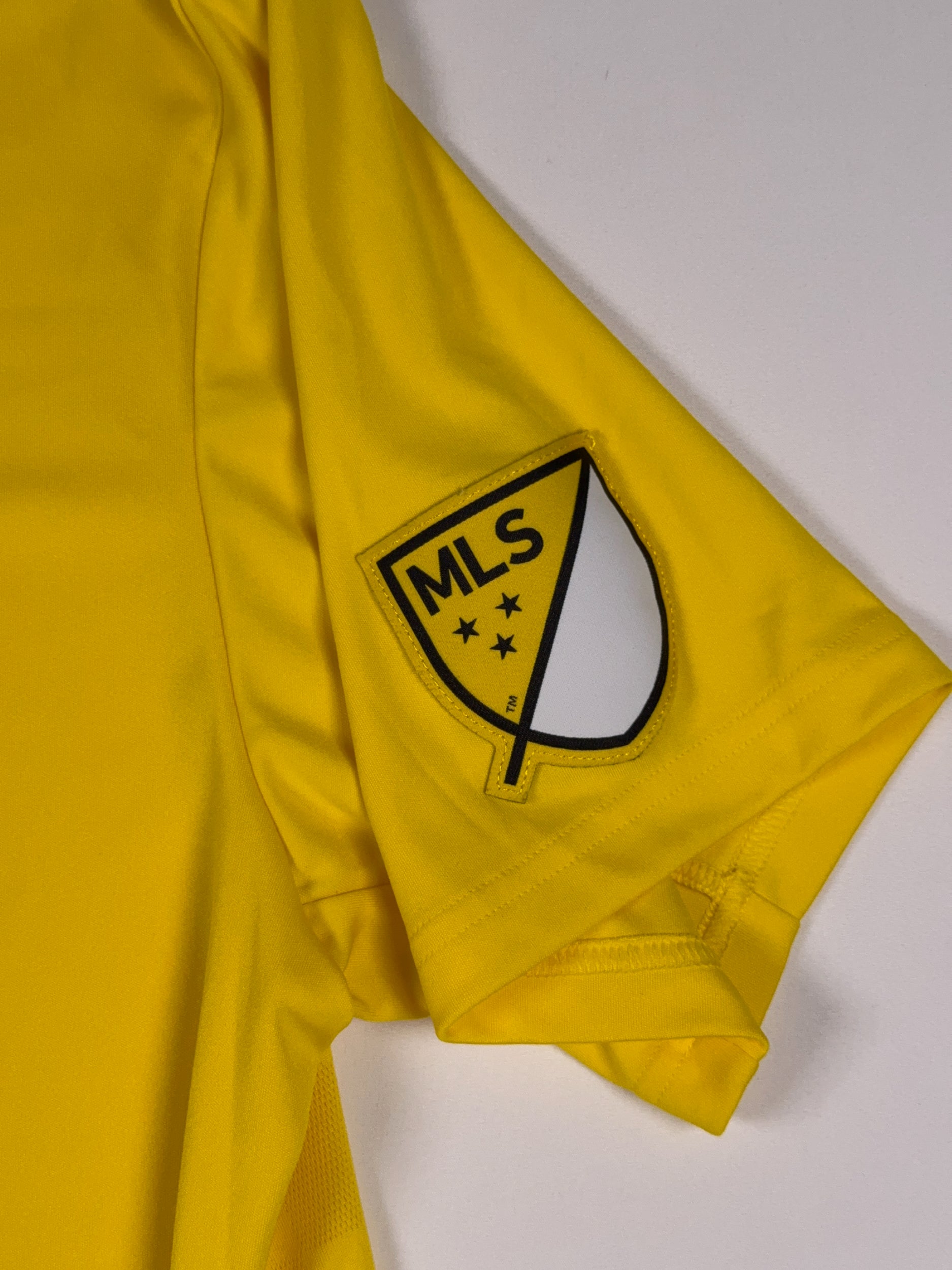 Columbus Crew 2017/19 Home Shirt - L