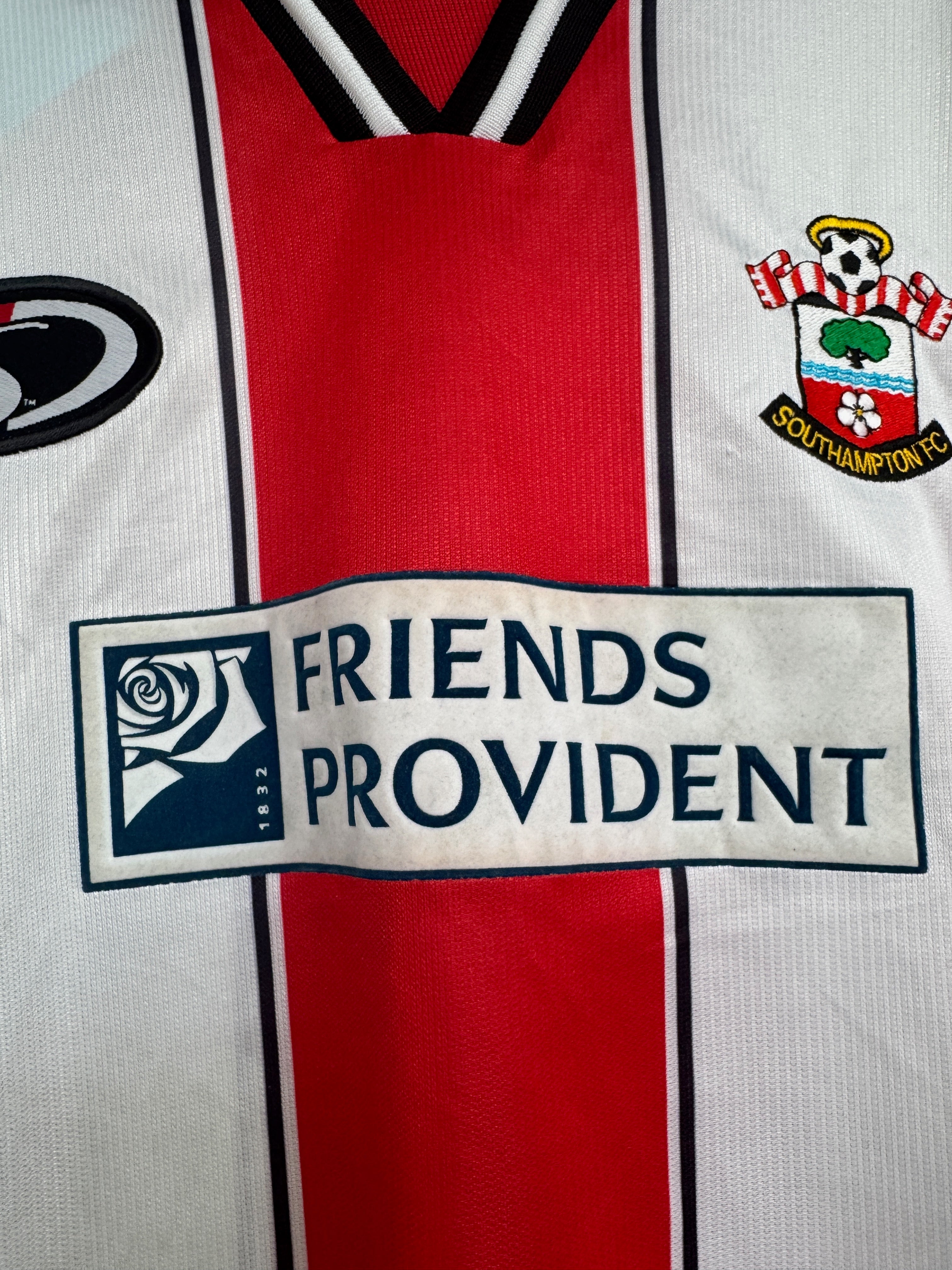 Southampton 1999/01 Home Shirt | Retro Screamers