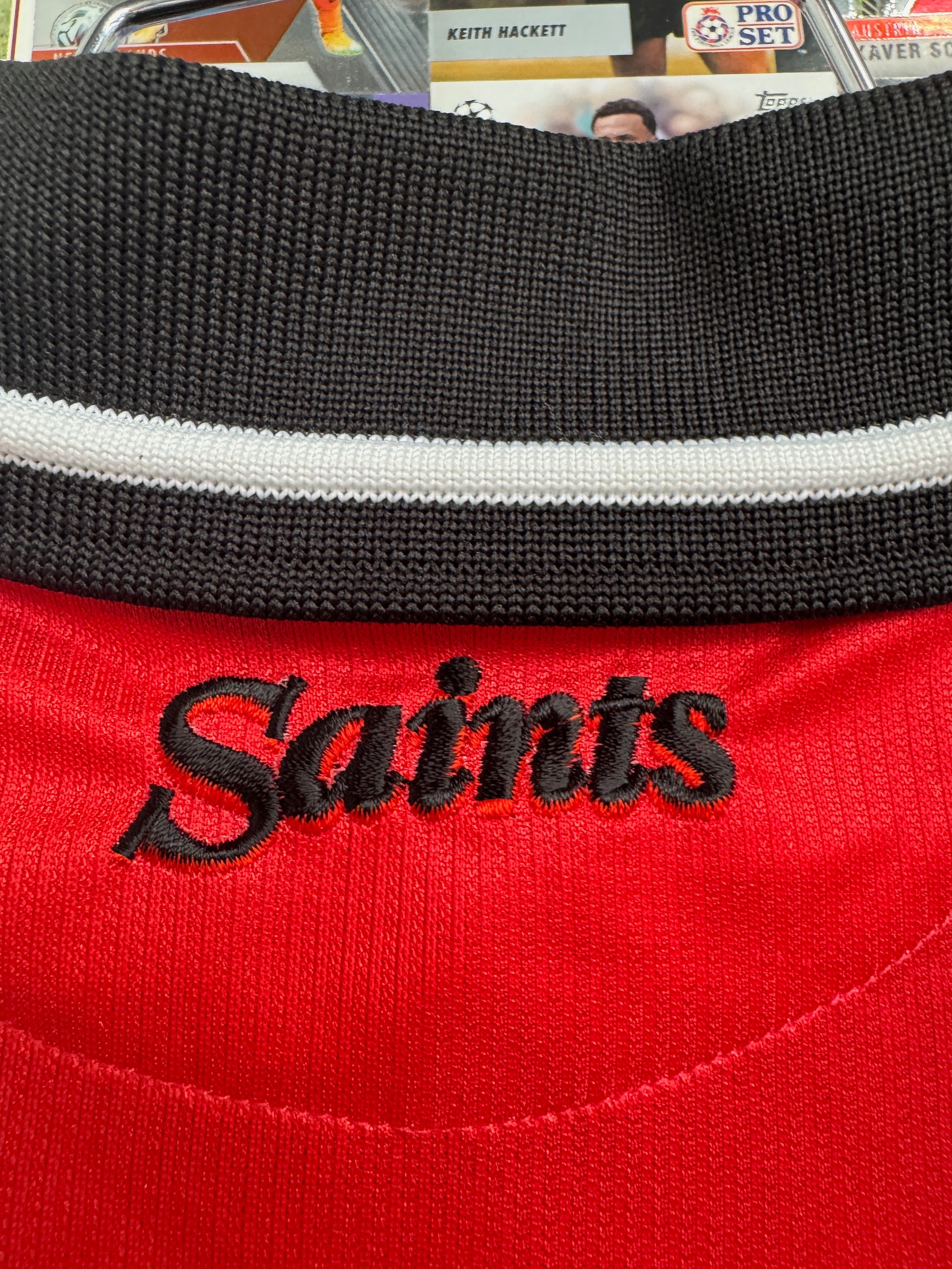 Southampton 1999/01 Home Shirt | Retro Screamers