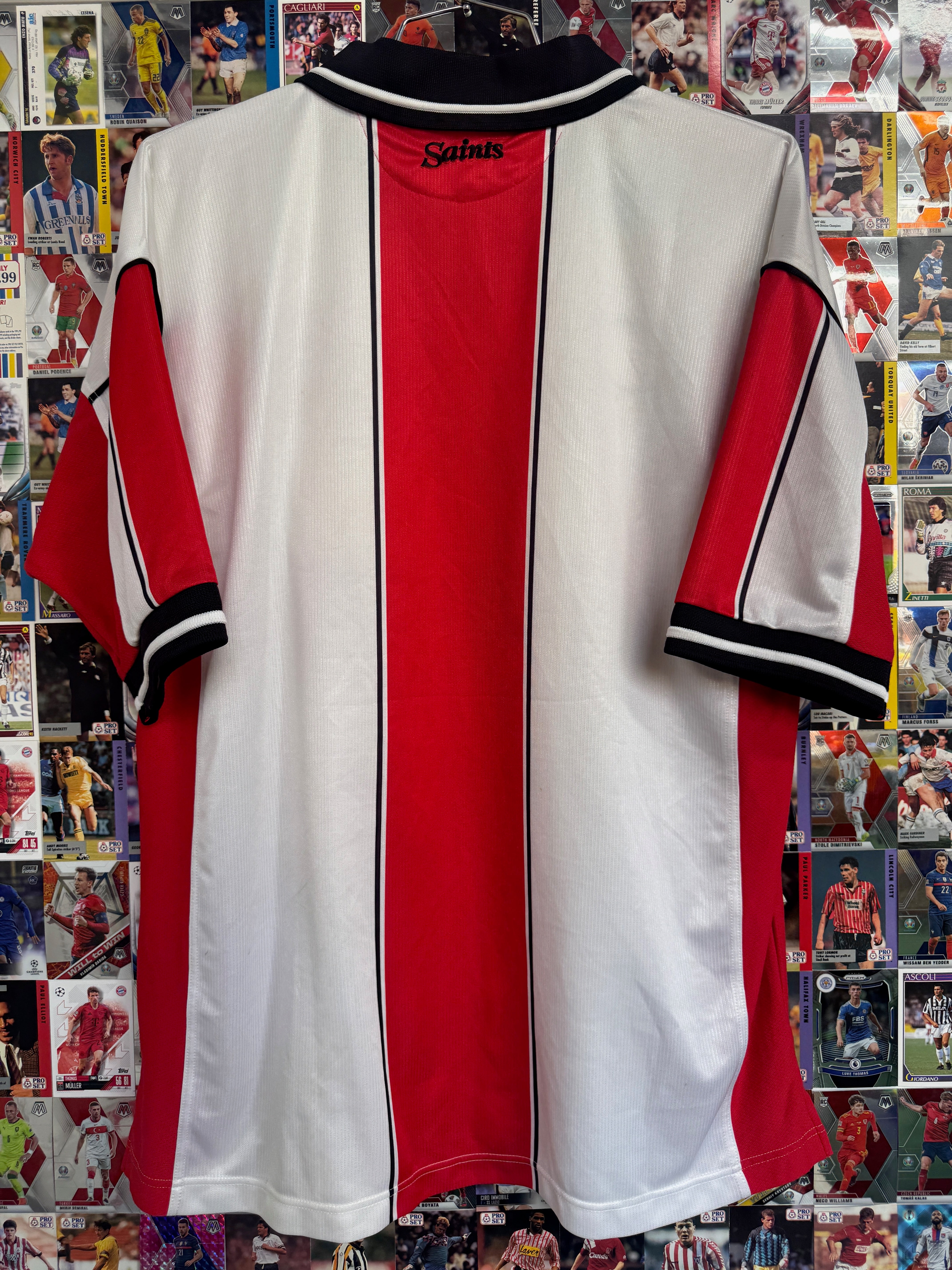 Southampton 1999/01 Home Shirt | Retro Screamers
