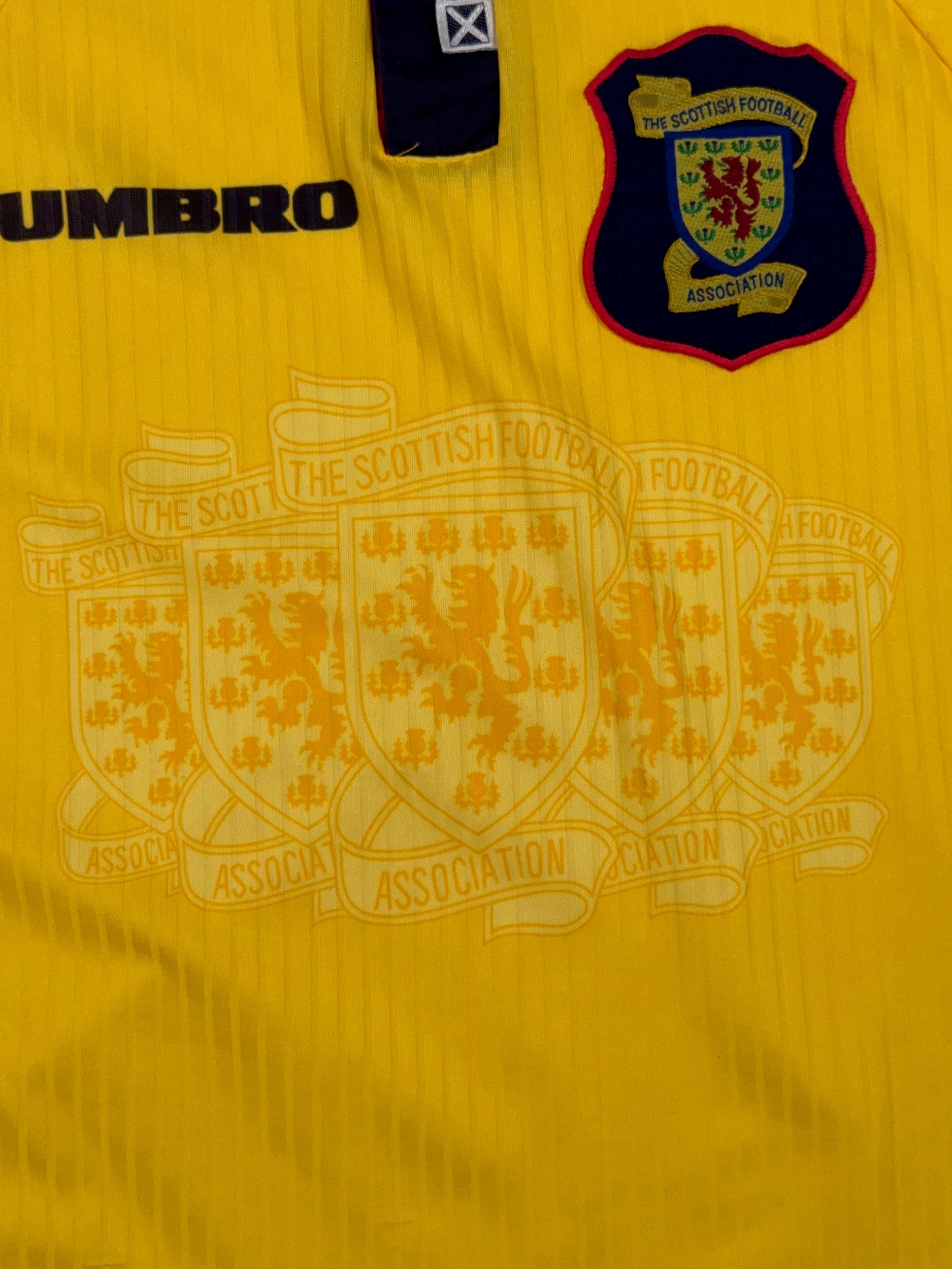 Scotland 1996/99 Away Shirt - L