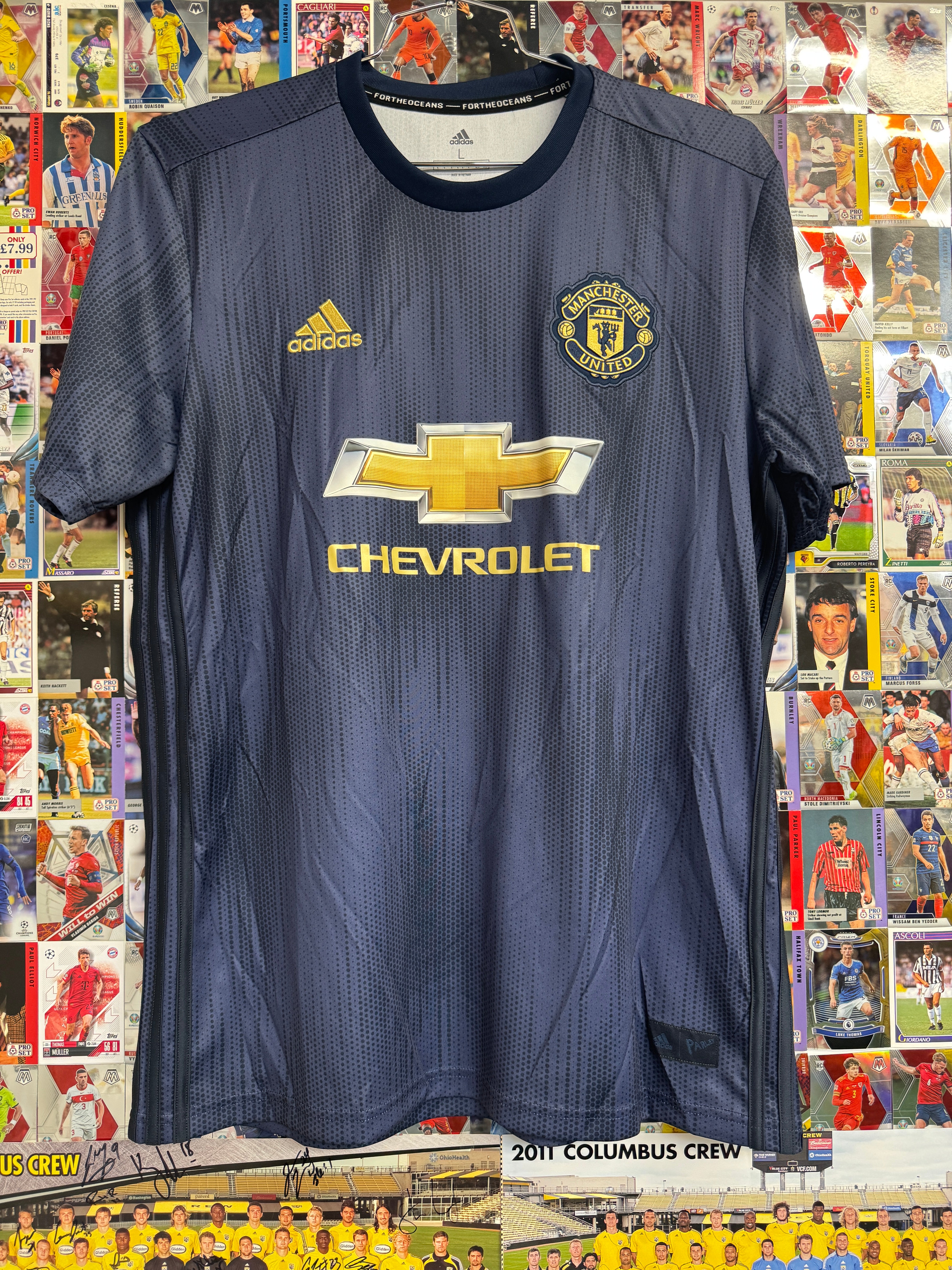 Manchester United 2018/19 Parley Third Shirt | Retro Screamers