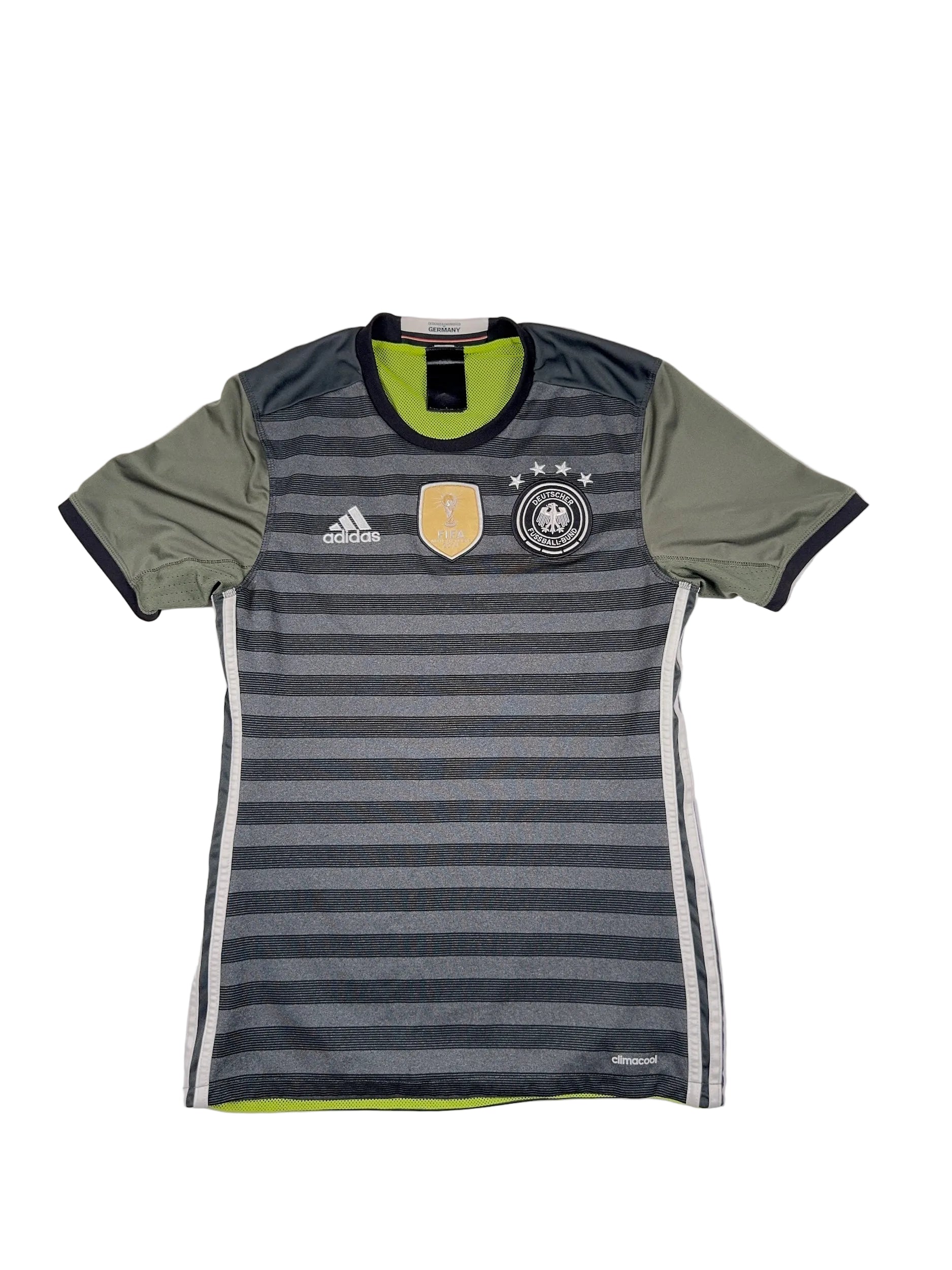 Germany 2016/17 Away Shirt (Reversible) - S