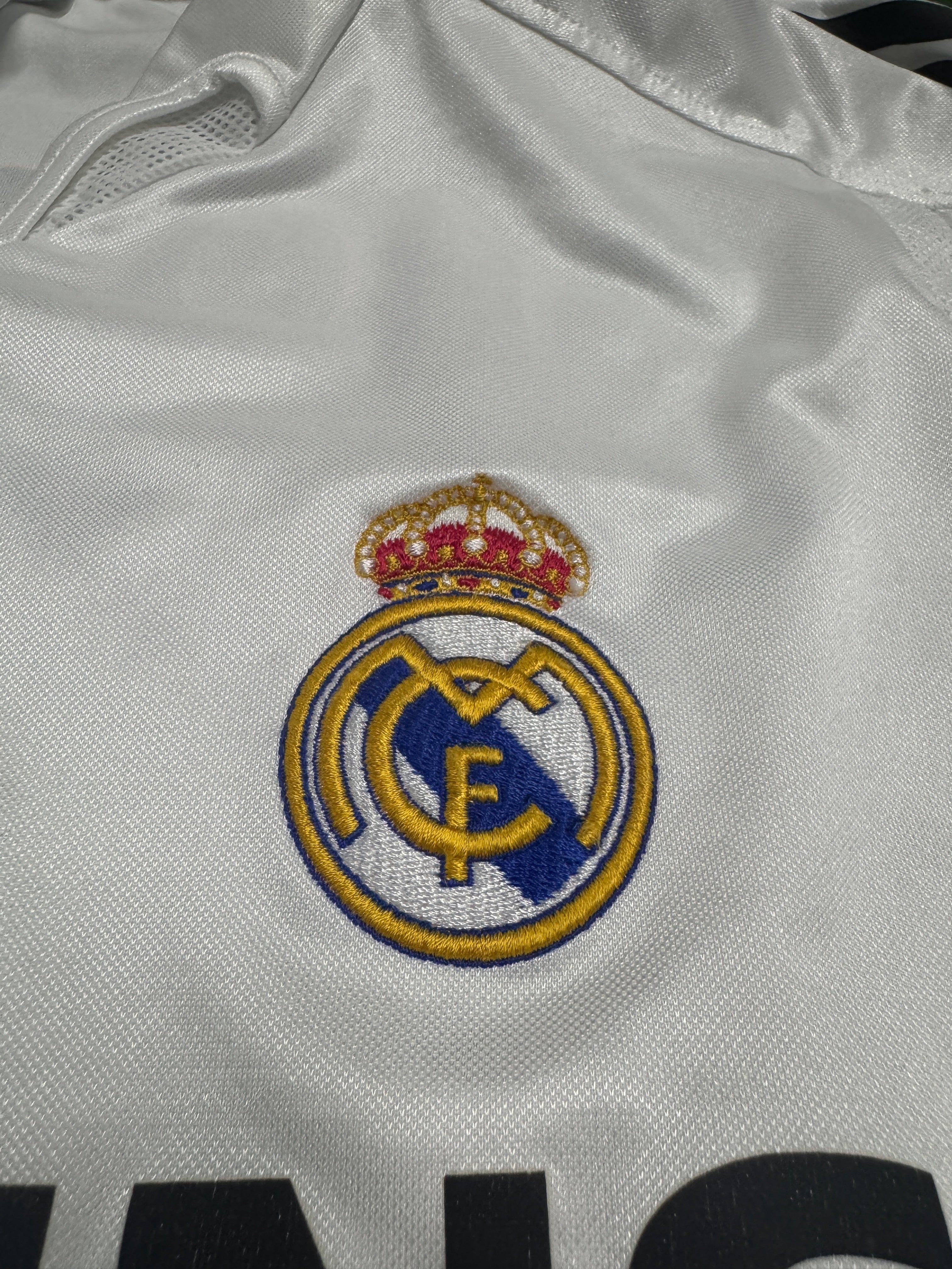 Real Madrid 2004/05 Ronaldo #9 Home Shirt | Retro Screamers