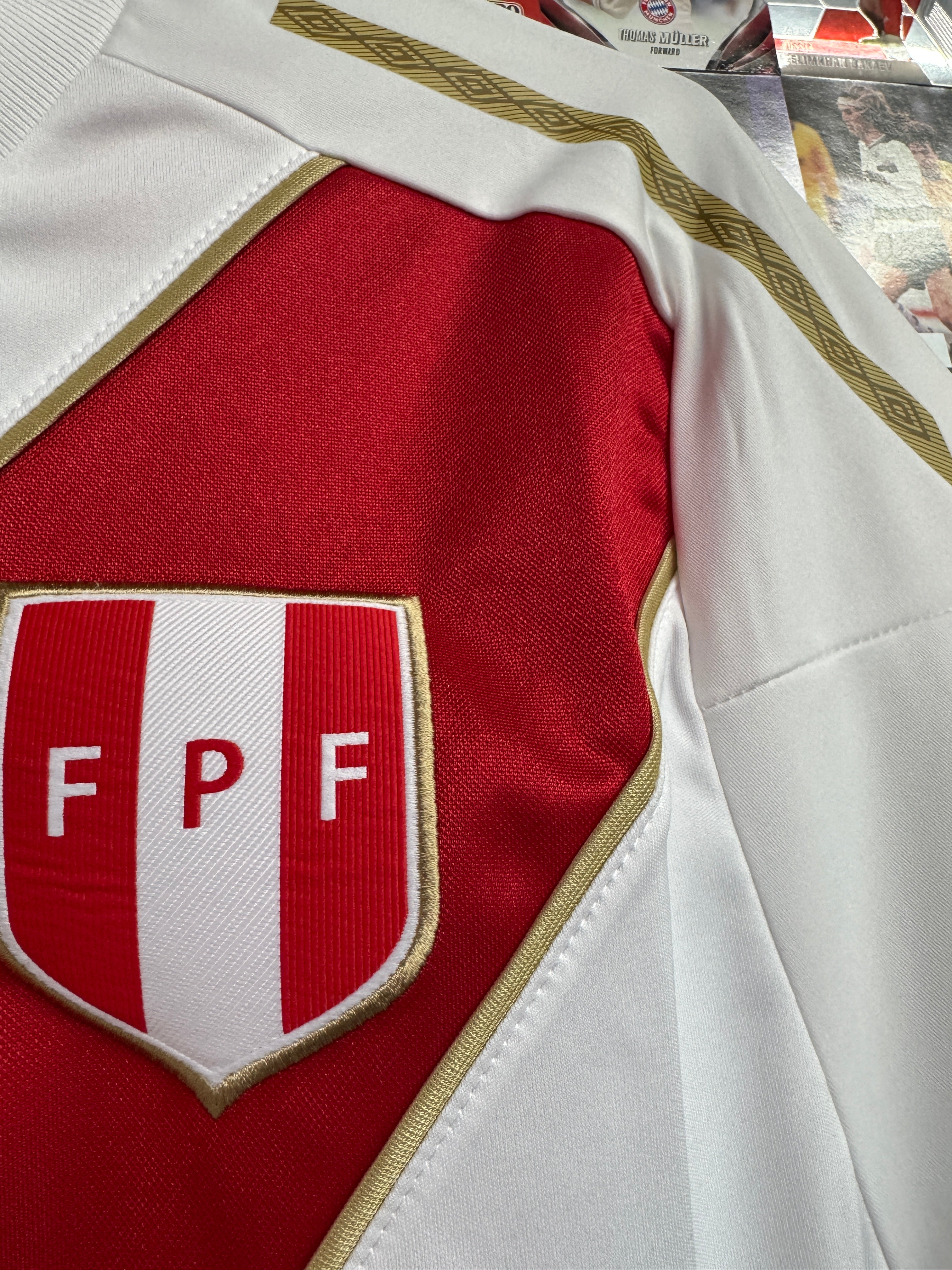 Peru 2018/19 Home Shirt | Retro Screamers