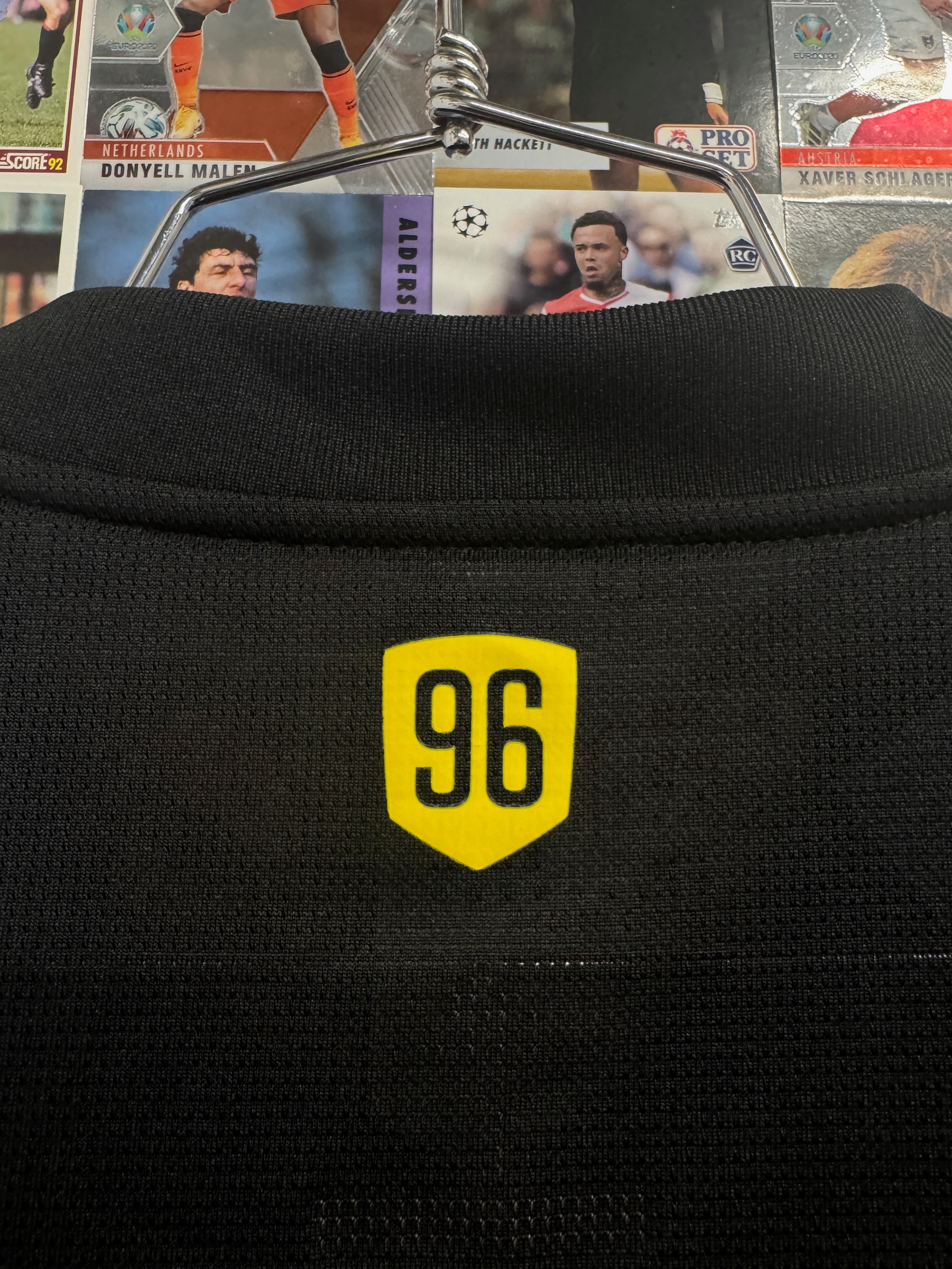 Columbus Crew 2018/19 Away Shirt | Retro Screamers