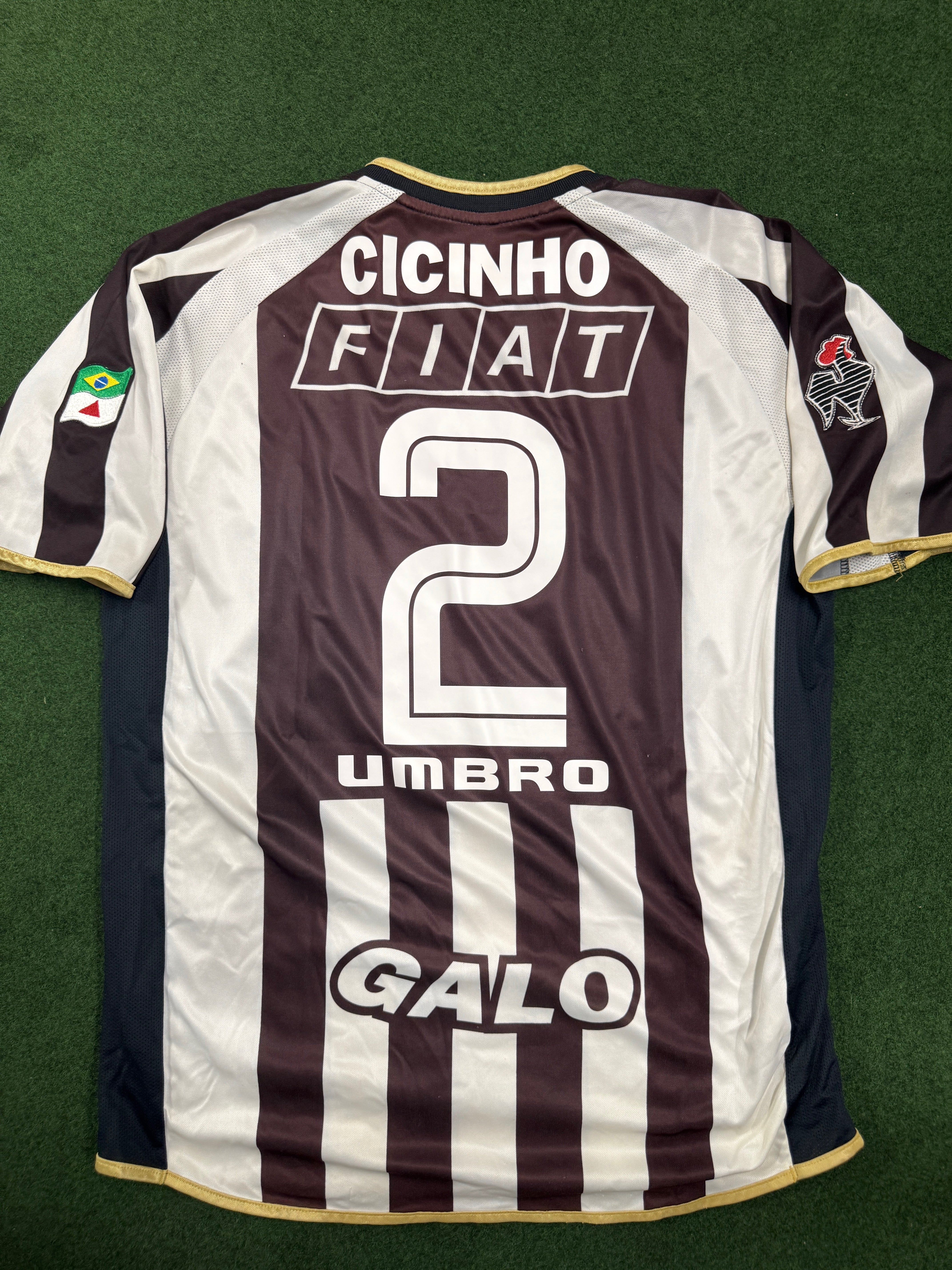 Atletico Miniero 2003/04 Cicinho #2 Home Shirt | Retro Screamers