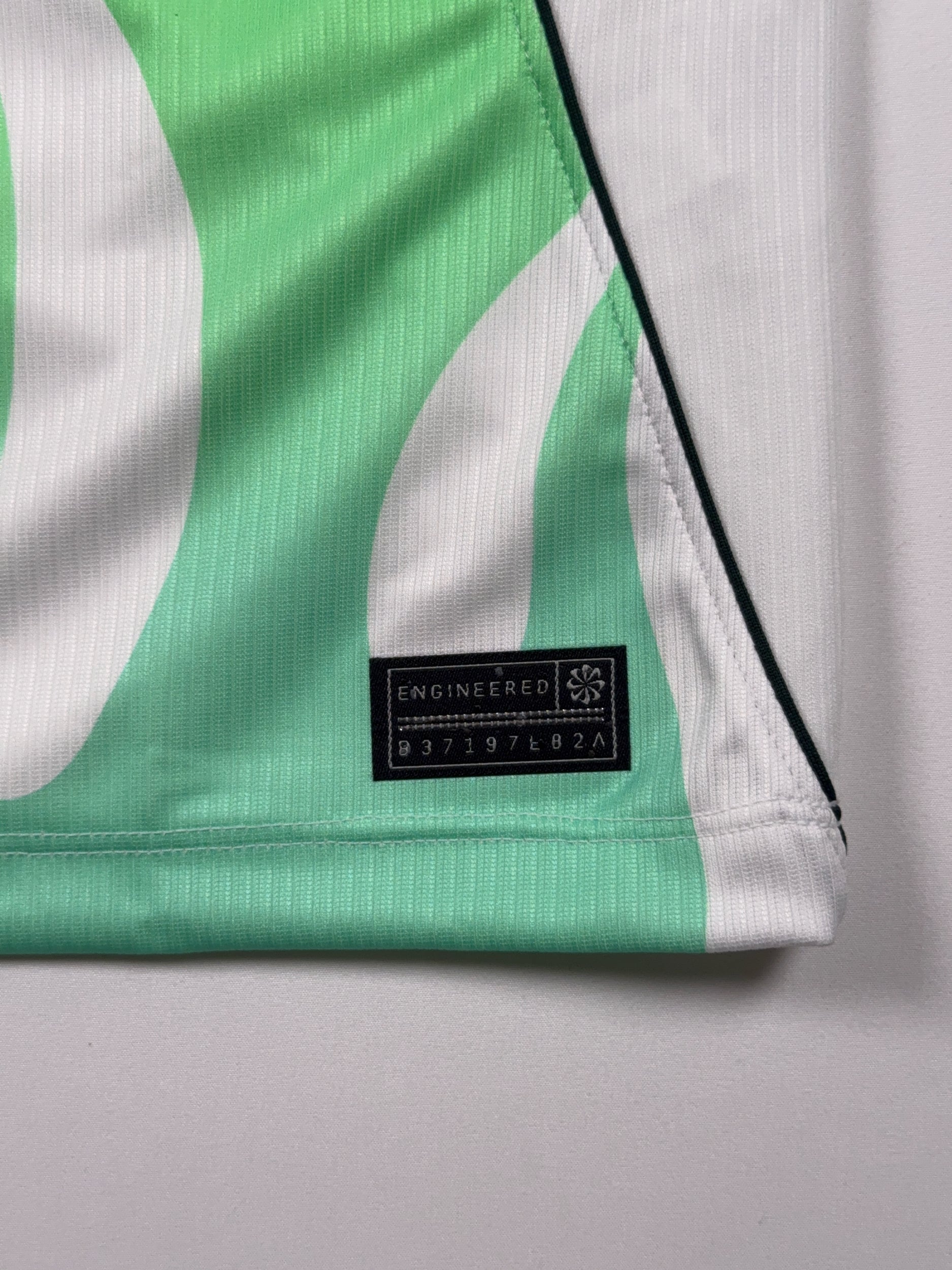 Nigeria 2026/27 Away Shirt - XL