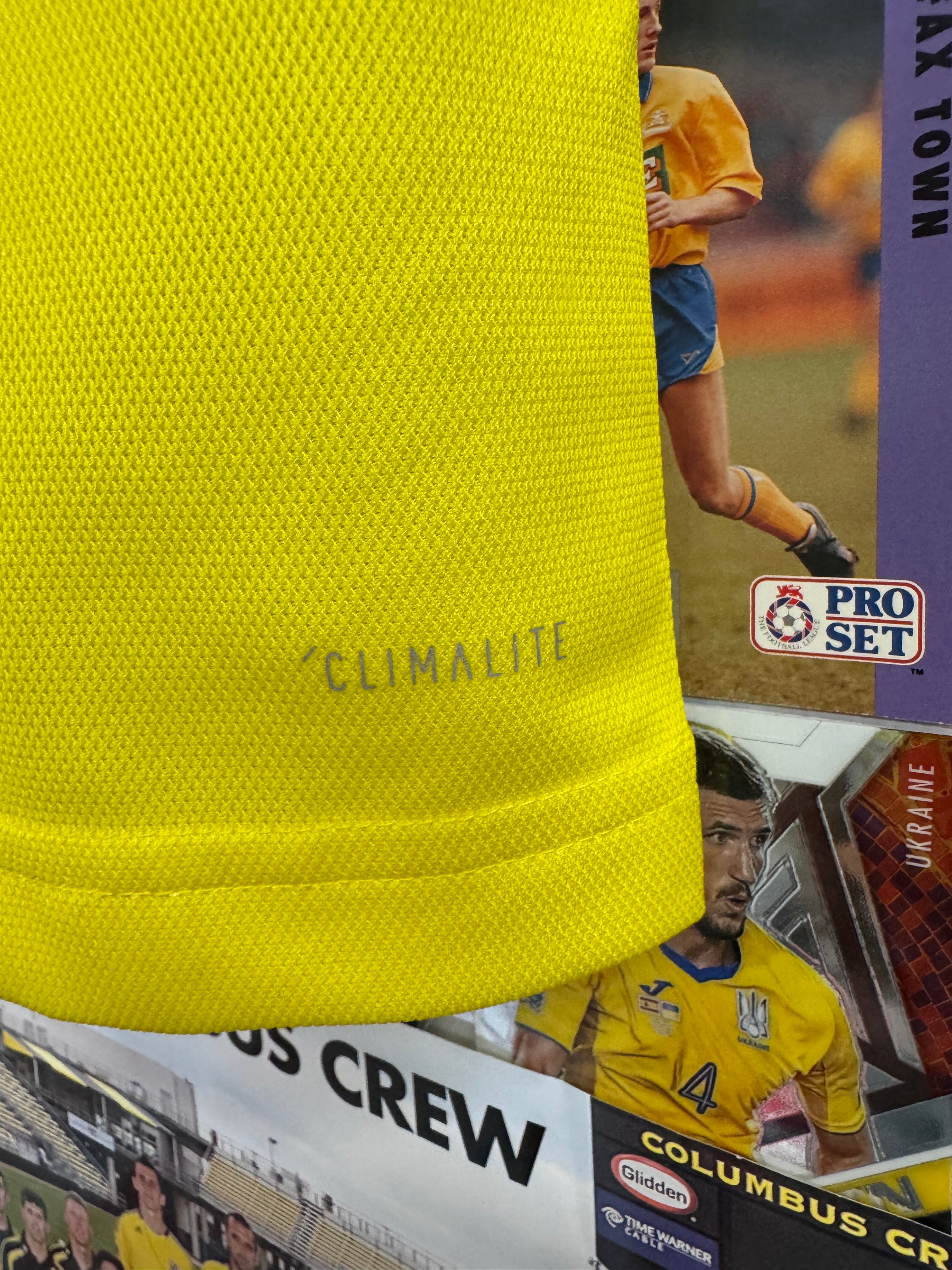 Colombia 2018/19 Home Shirt | Retro Screamers