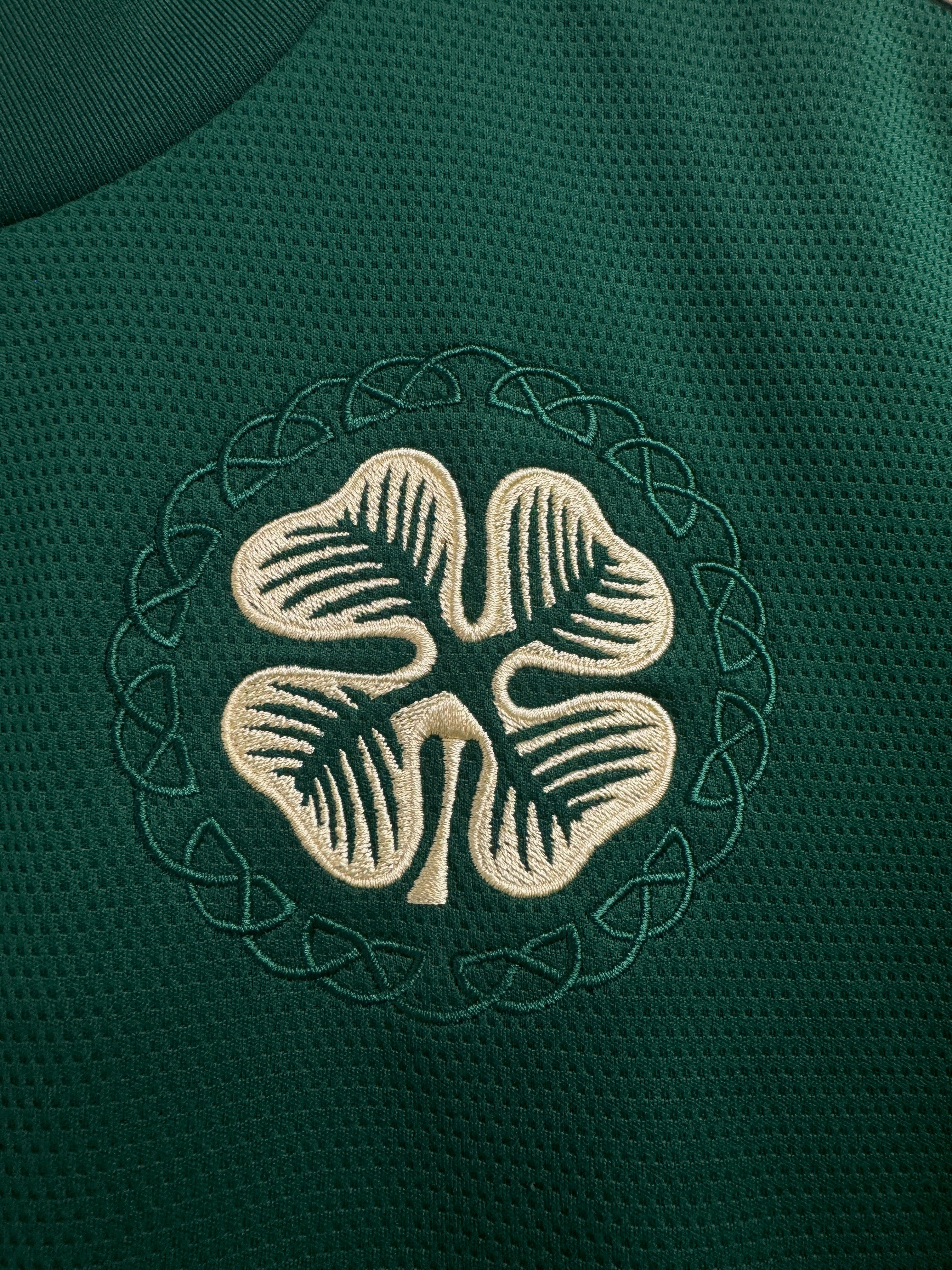 Celtic 2021/22 Kyogo #8 Away Shirt | Retro Screamers