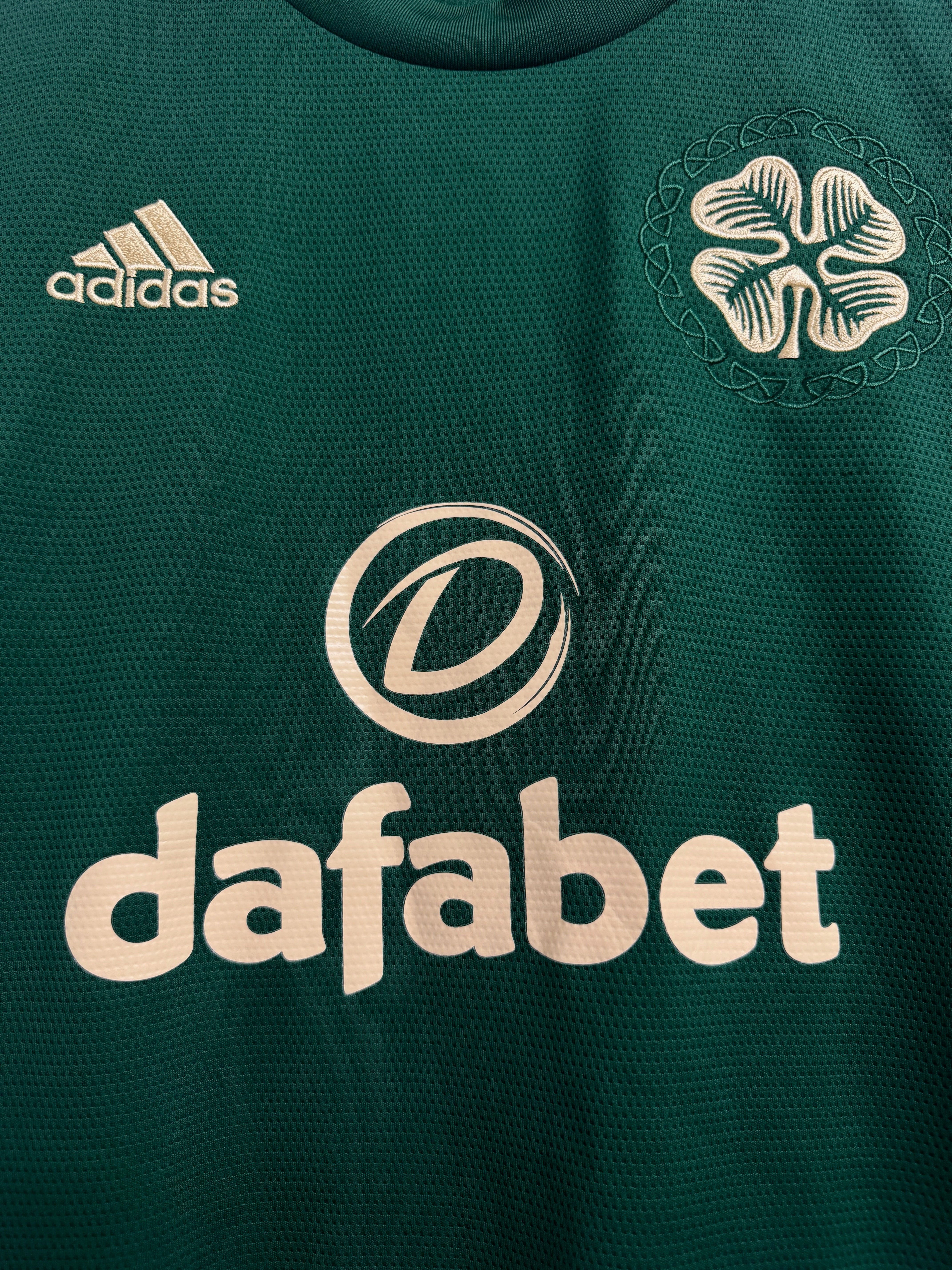Celtic 2021/22 Kyogo #8 Away Shirt | Retro Screamers