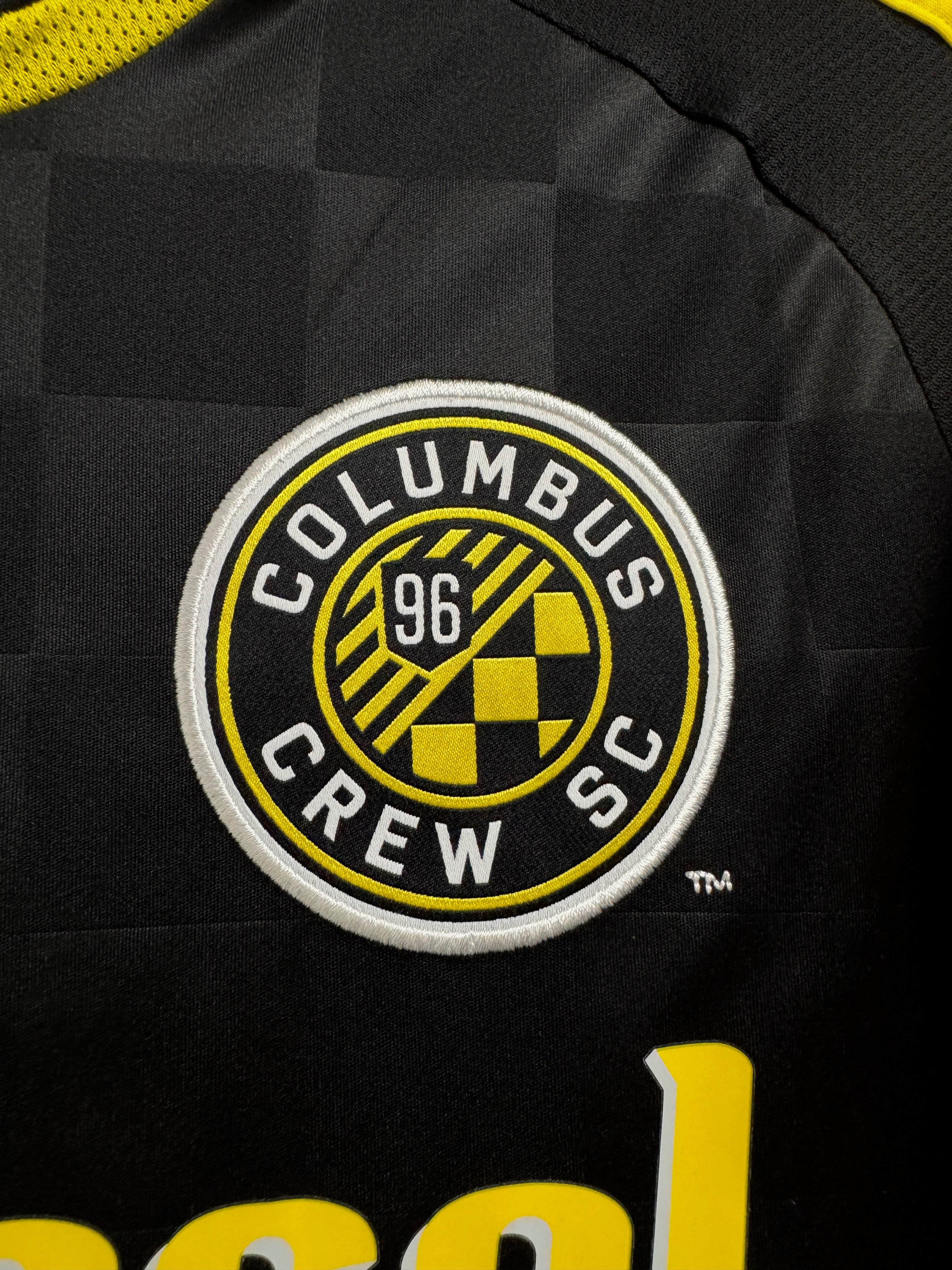Columbus Crew 2015/16 Cedrick Mabwati #11 Away Shirt | Retro Screamers