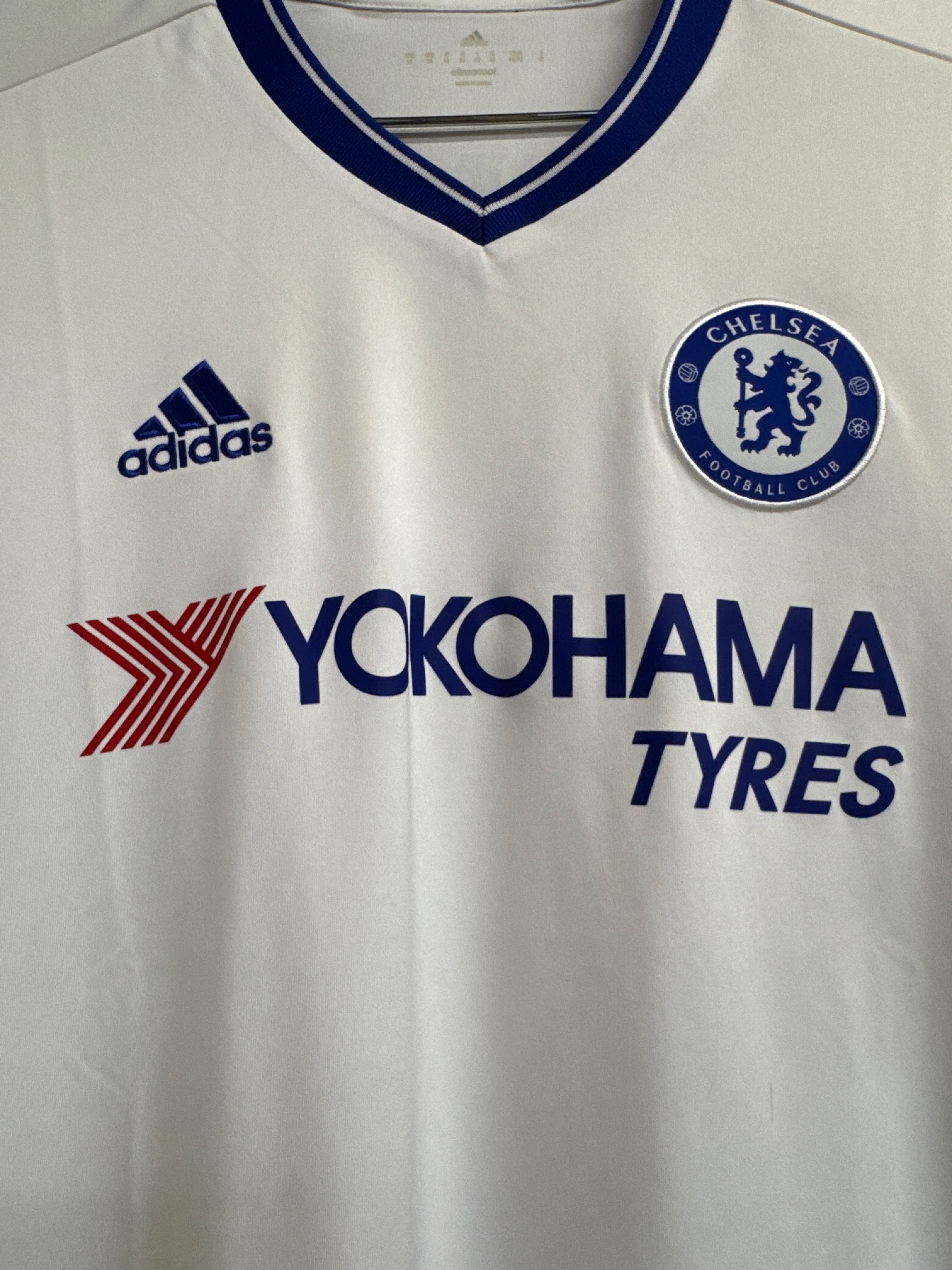 Chelsea 2016/17 N'Golo Kante #7 Away Shirt | Retro Screamers