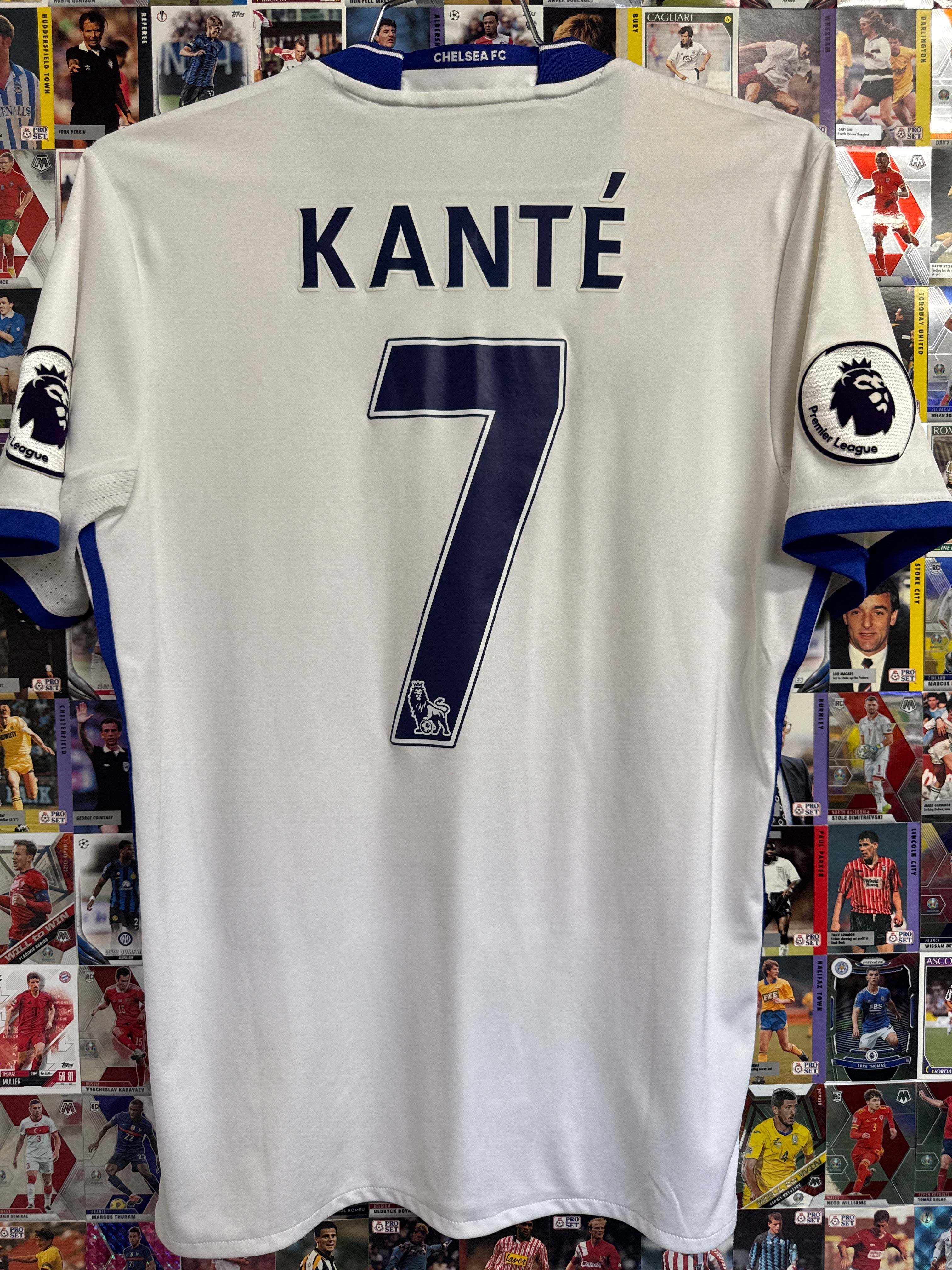 Chelsea 2016/17 N'Golo Kante #7 Away Shirt | Retro Screamers