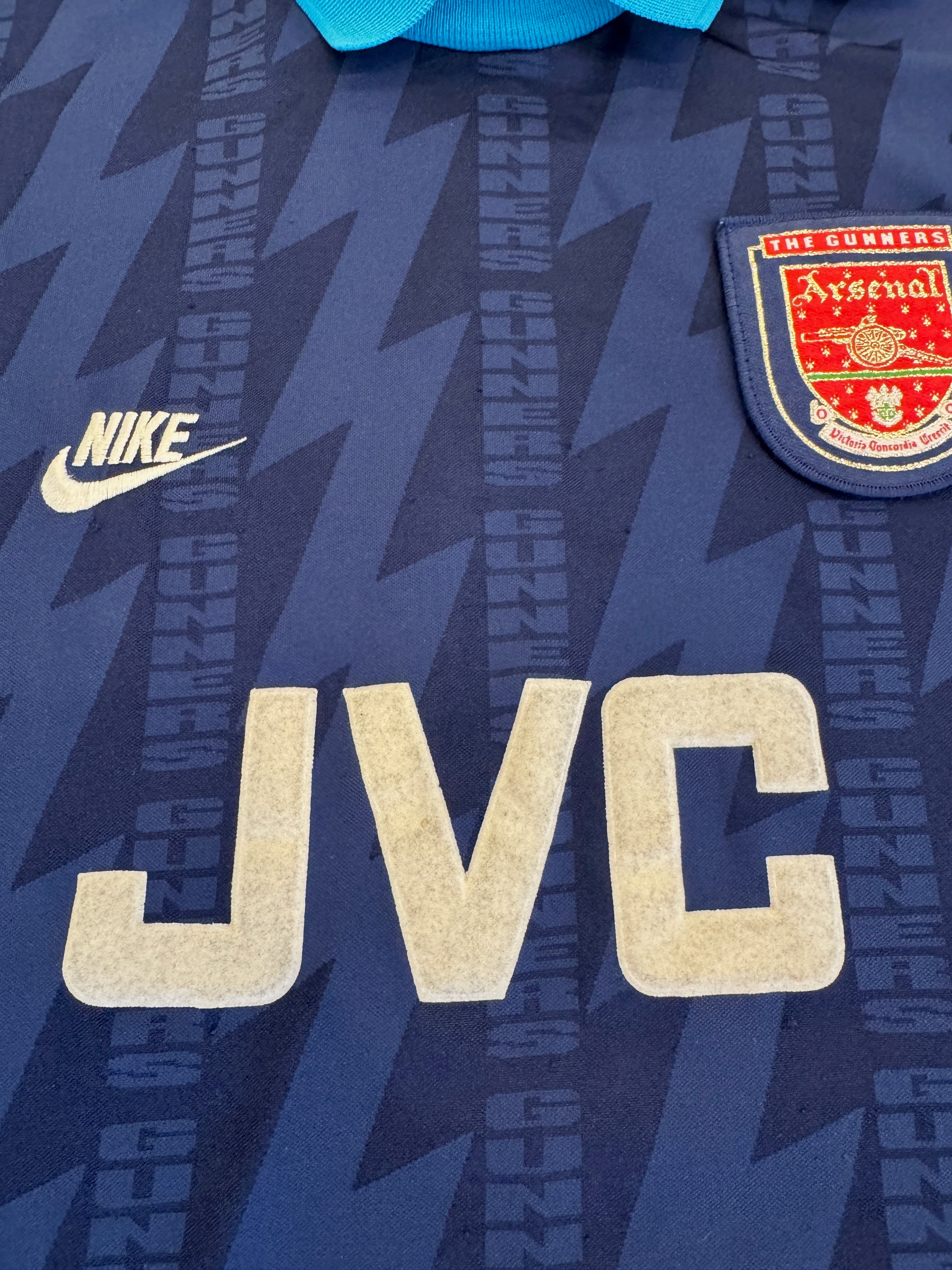 Arsenal 1995/96 Lee Dixon #2 Away Shirt | Retro Screamers
