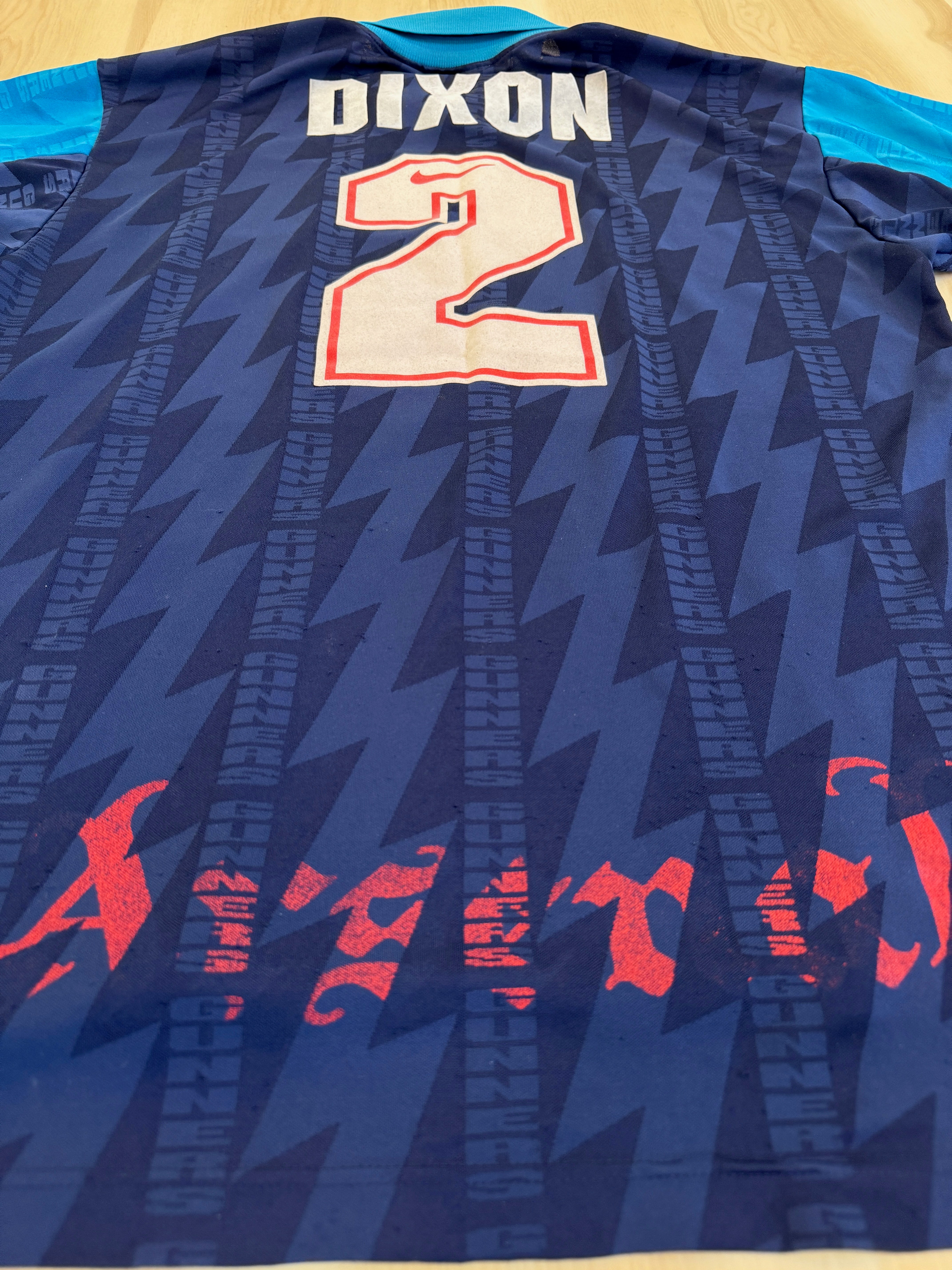 Arsenal 1995/96 Lee Dixon #2 Away Shirt | Retro Screamers