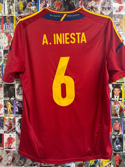 Spain 2011/12 Andres Iniesta #6 Home Shirt - L