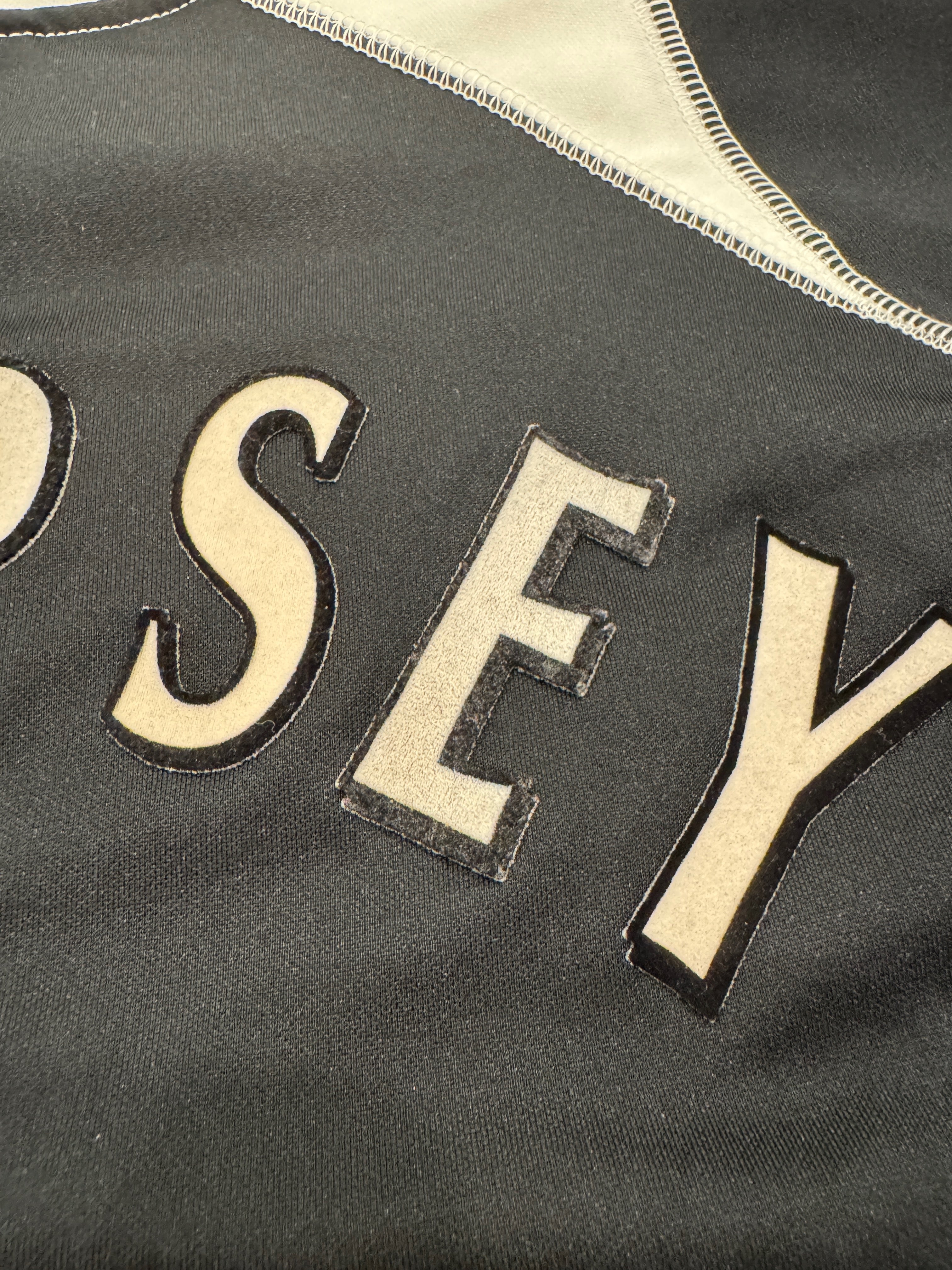 Fulham 2006/07 Clint Dempsey #23 Away | Retro Screamers