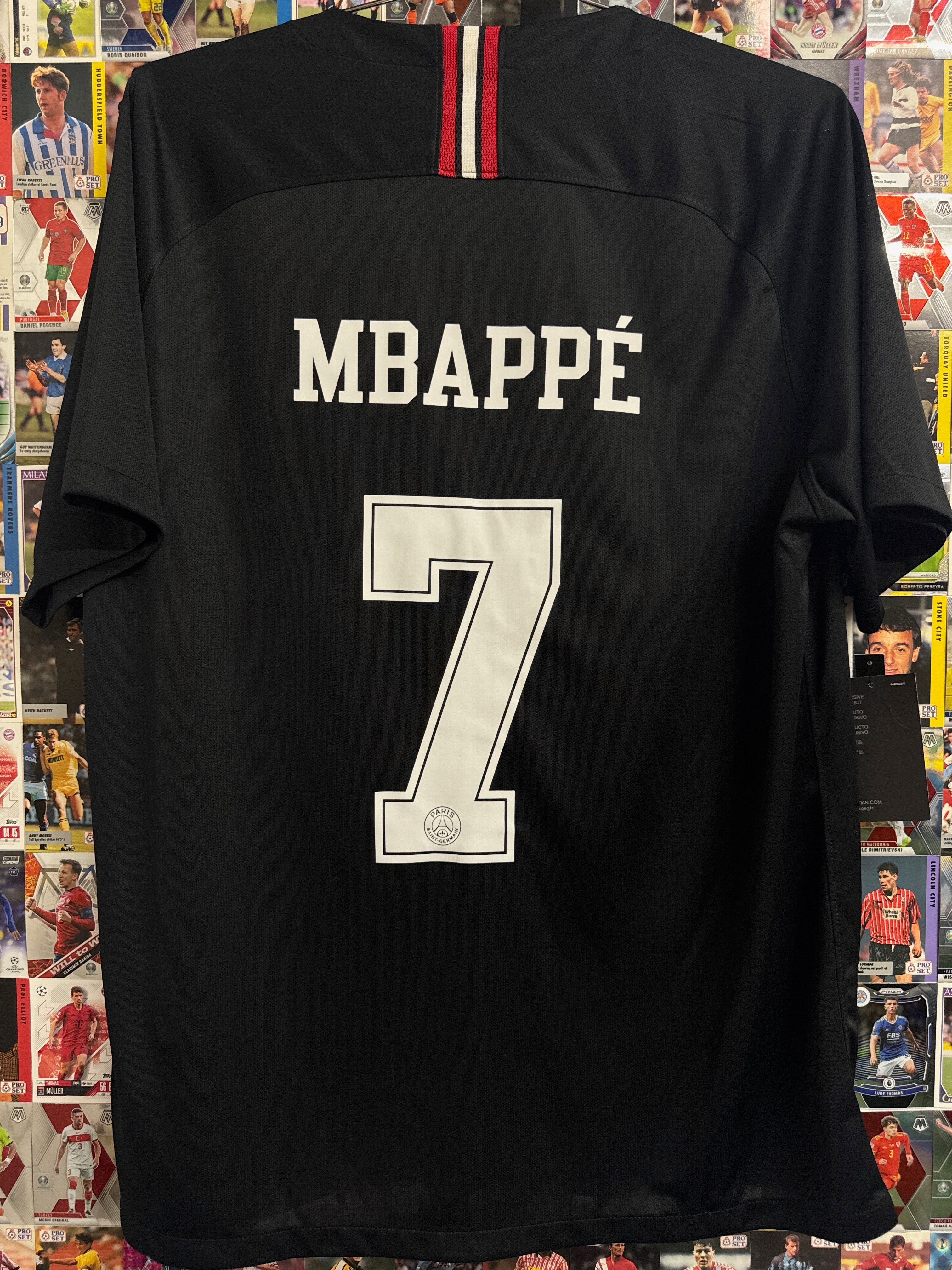 PSG 2018/19 Kylian Mbappe #7 Jordan BNWT Third Shirt - XL