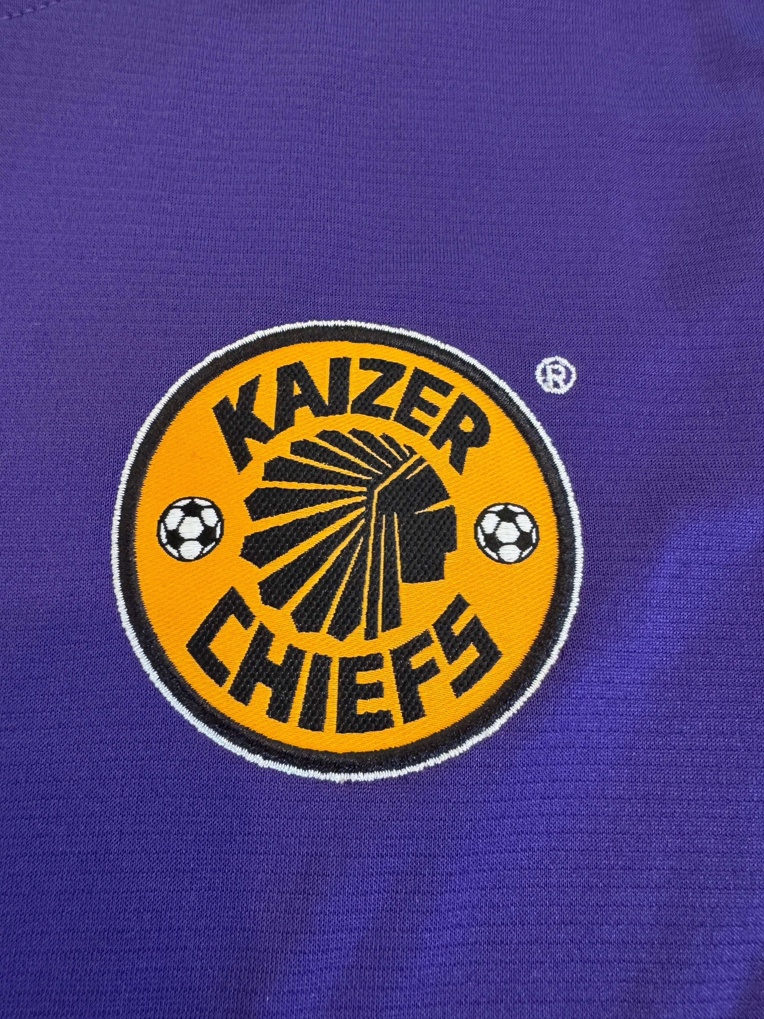 Kaizer Chiefs 2021/22 Training Shirt | Retro Screamers