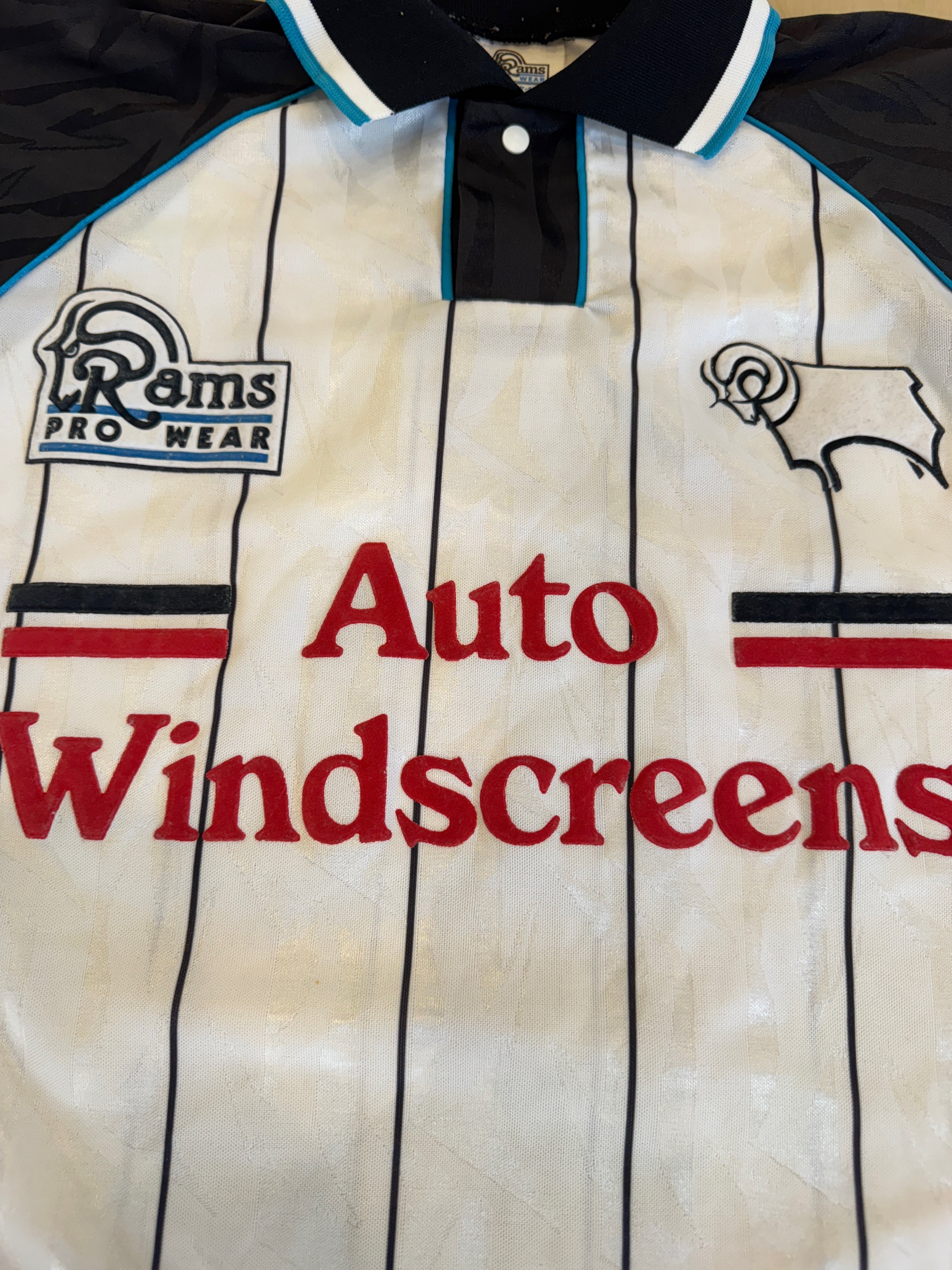 Derby County 1994/96 Marco Gabbiadini #8 Home Shirt | Retro Screamers