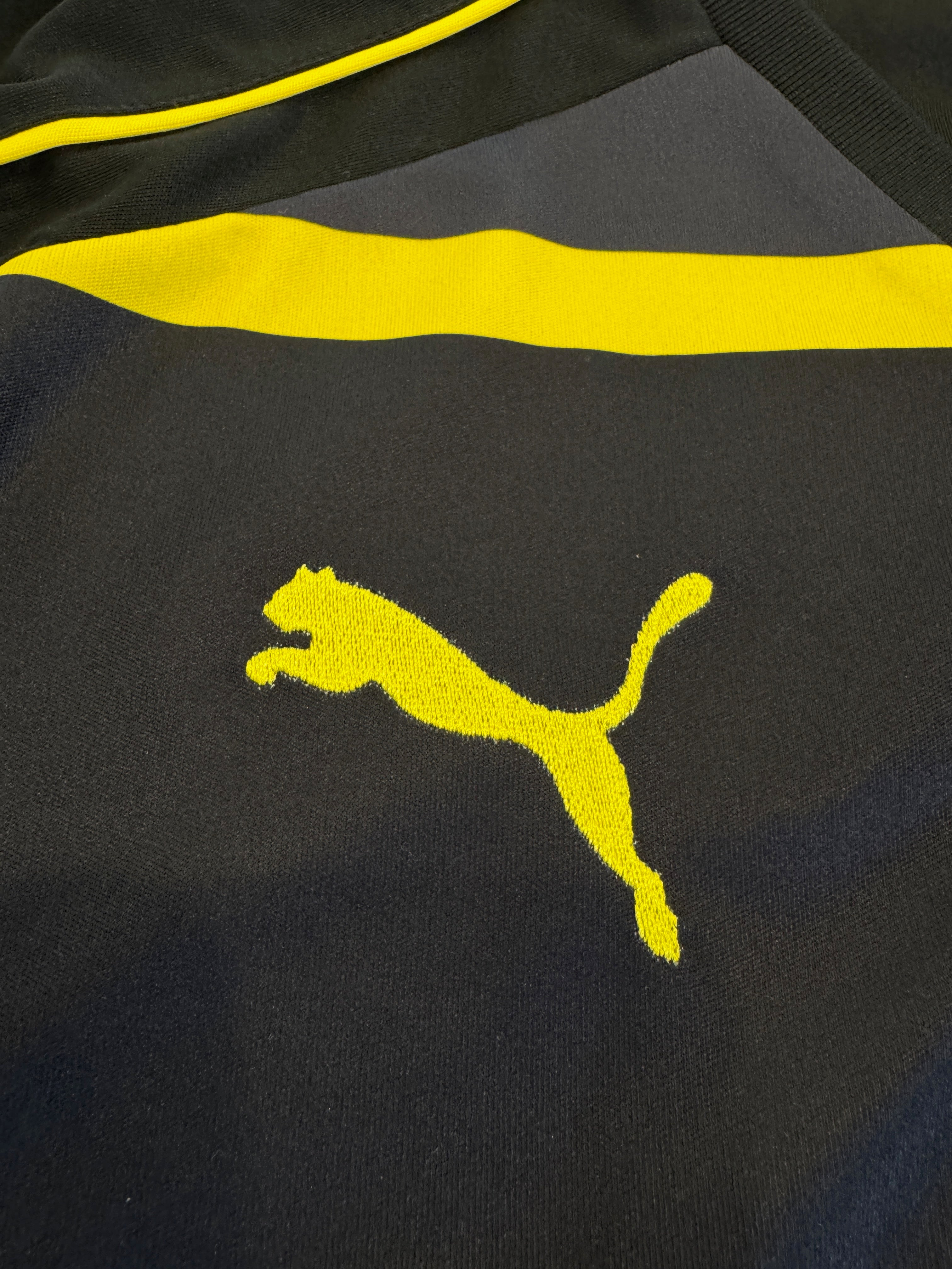 Dortmund 2016/17 Pierre-Emerick Aubameyang #17 Away Shirt | Retro Screamers