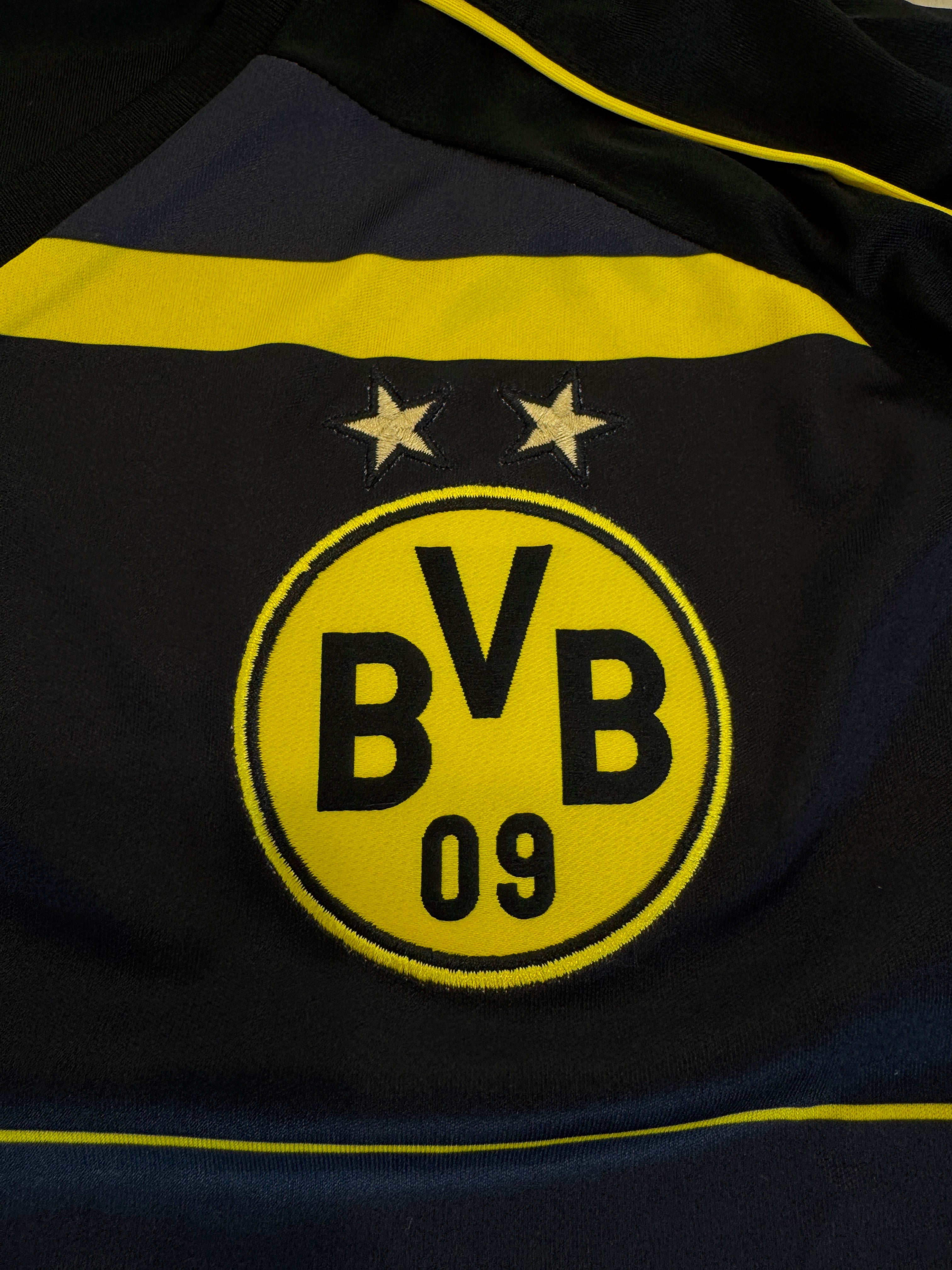 Dortmund 2016/17 Pierre-Emerick Aubameyang #17 Away Shirt | Retro Screamers