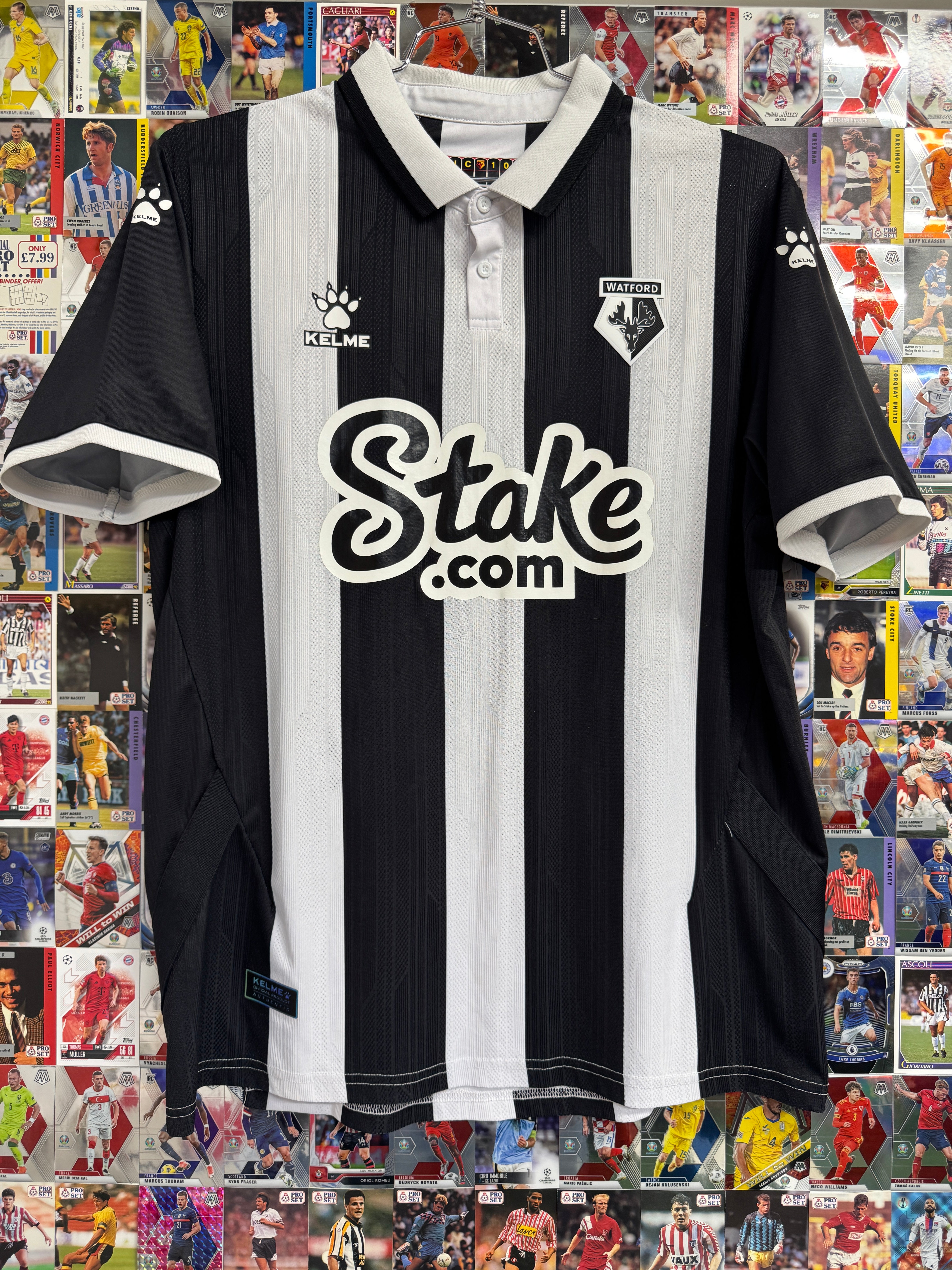 Watford 2022/23 João Pedro #10 Third Shirt | Retro Screamers