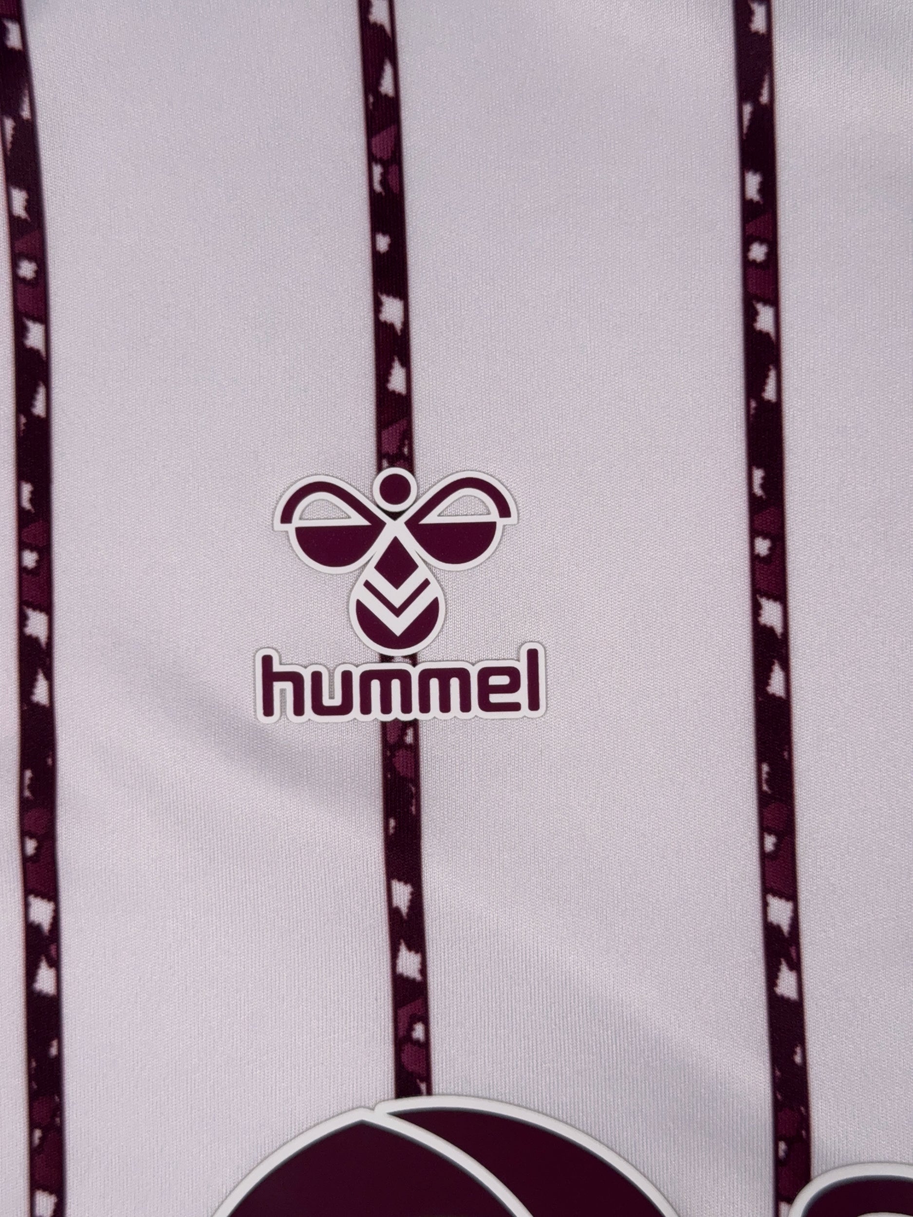 Hearts 2025/26 Away Shirt - M