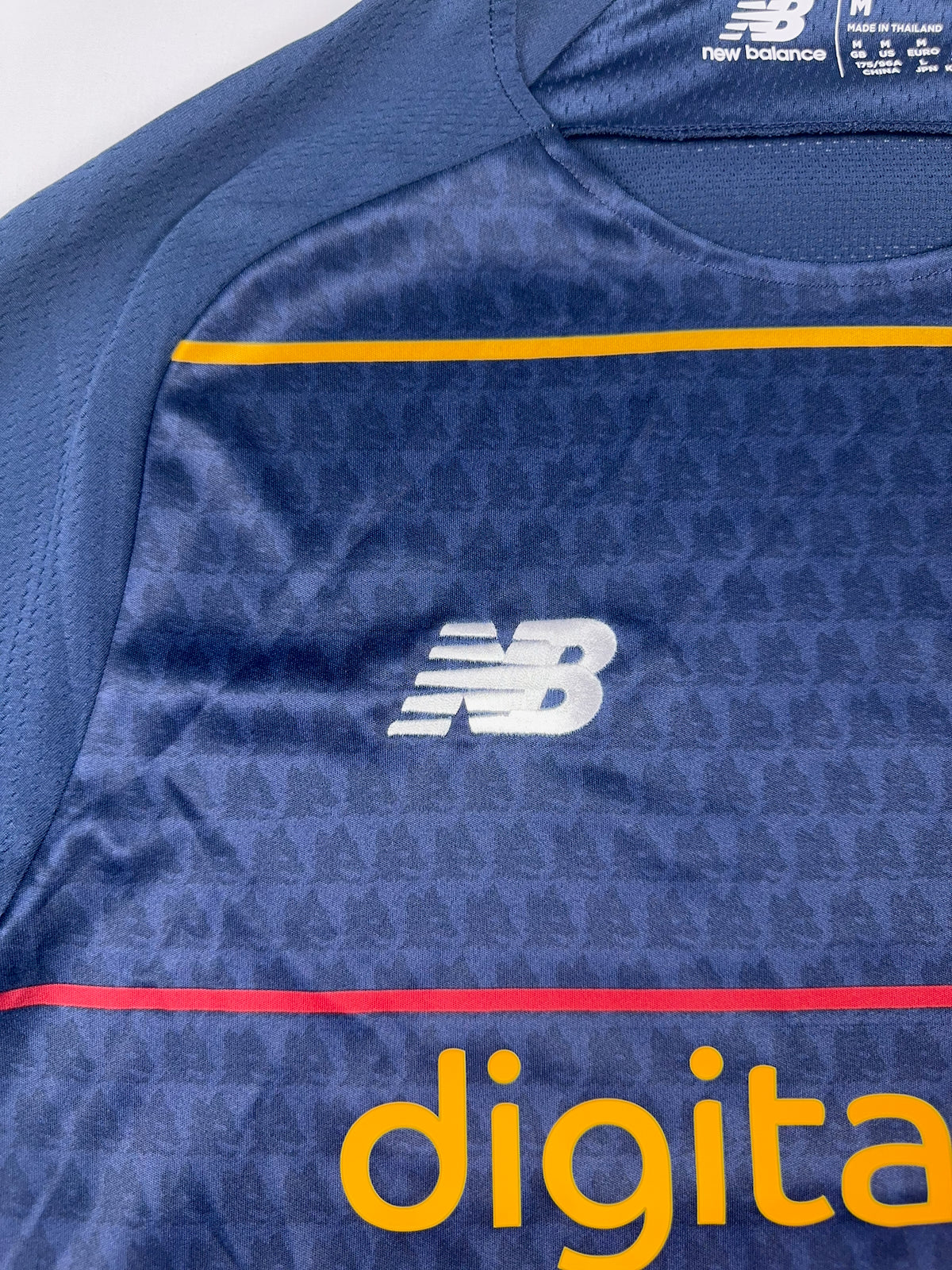 Roma 2021/22 Fourth Shirt - M
